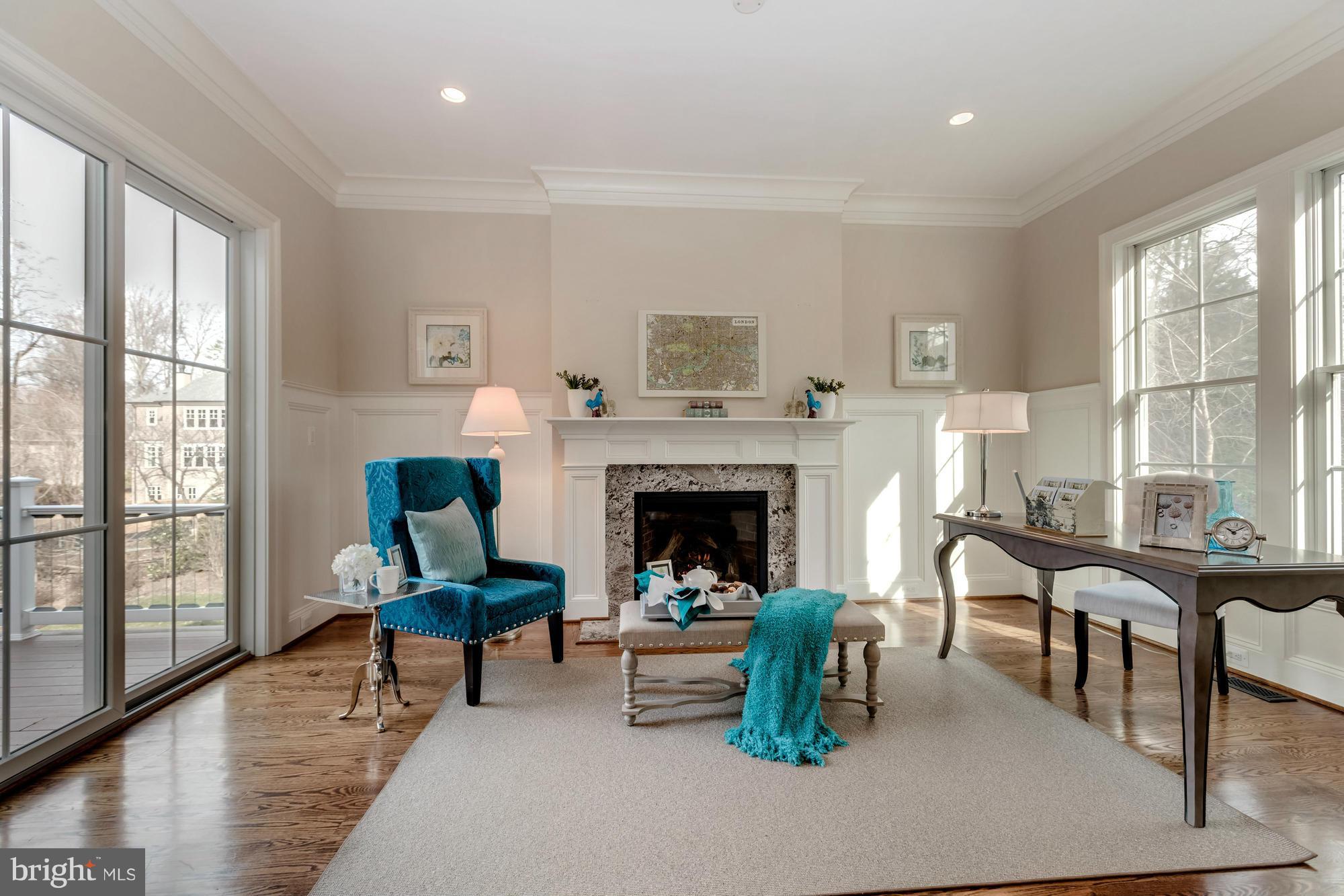 RIVER OAKS - Residential