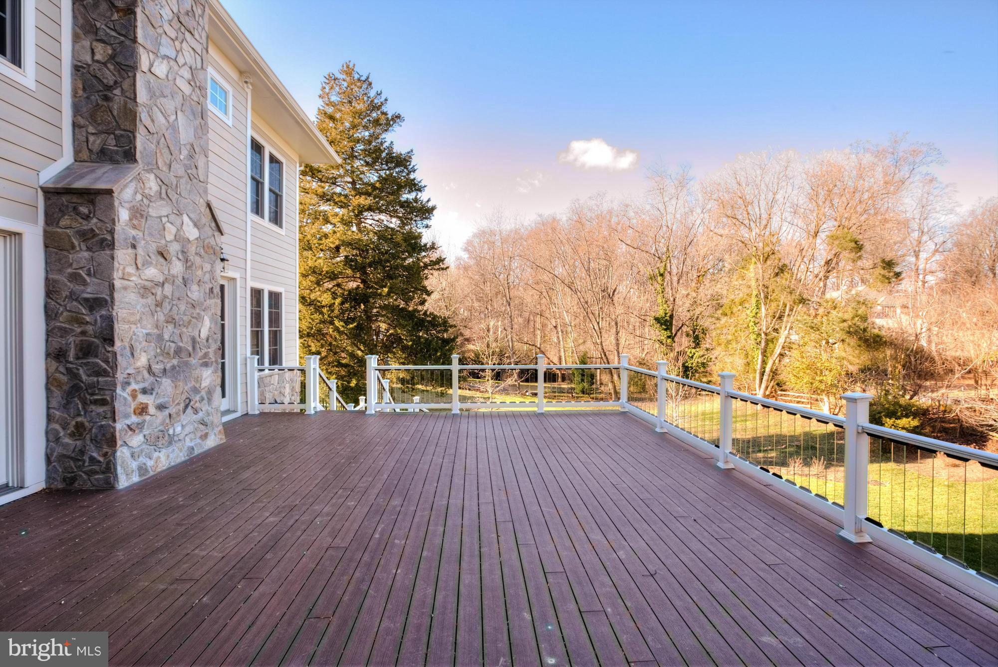 RIVER OAKS - Residential