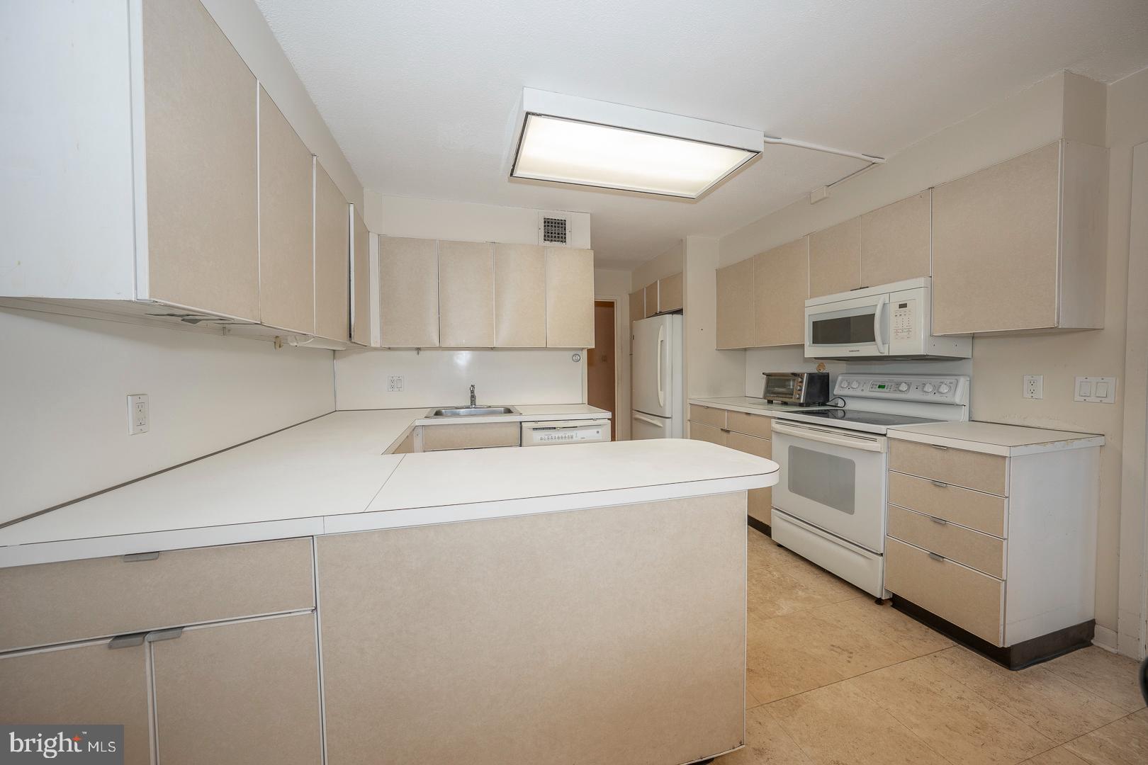 GREEN HILL - Residential