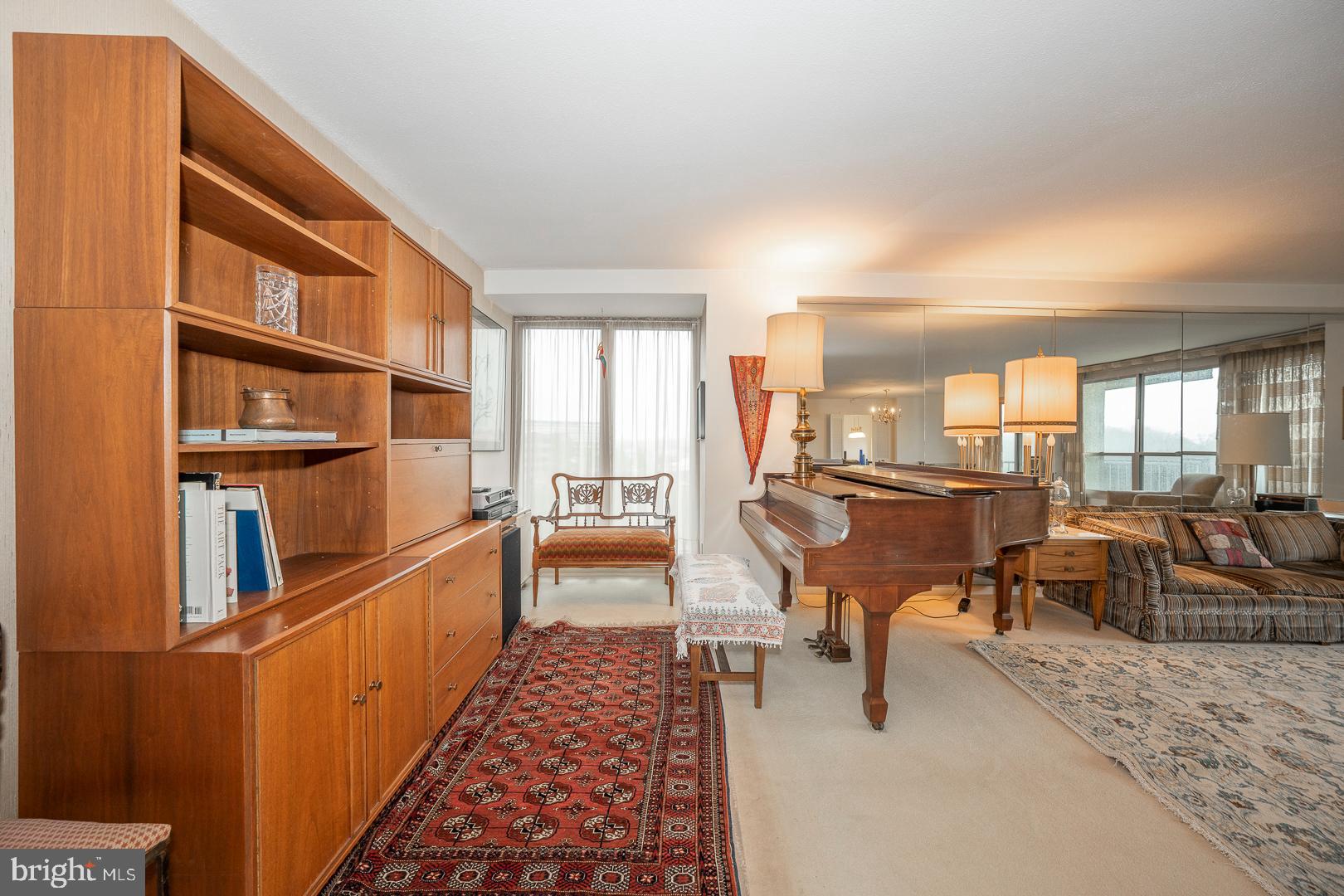 GREEN HILL - Residential