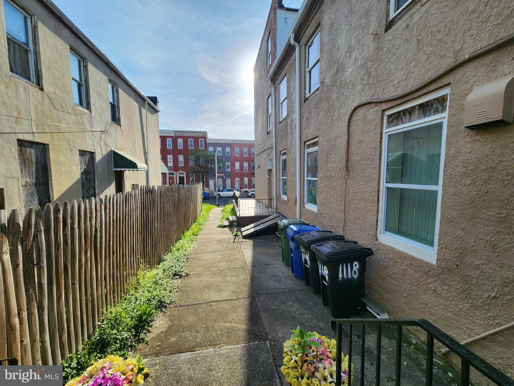 SANDTOWN-WINCHESTER - Residential