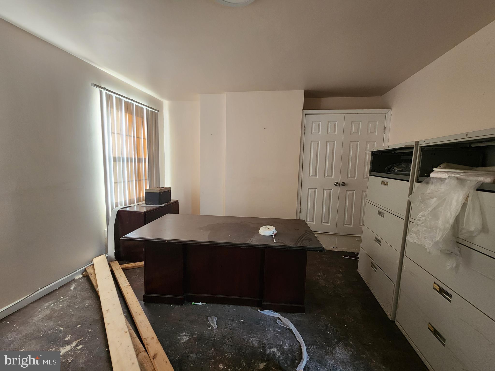 SANDTOWN-WINCHESTER - Residential