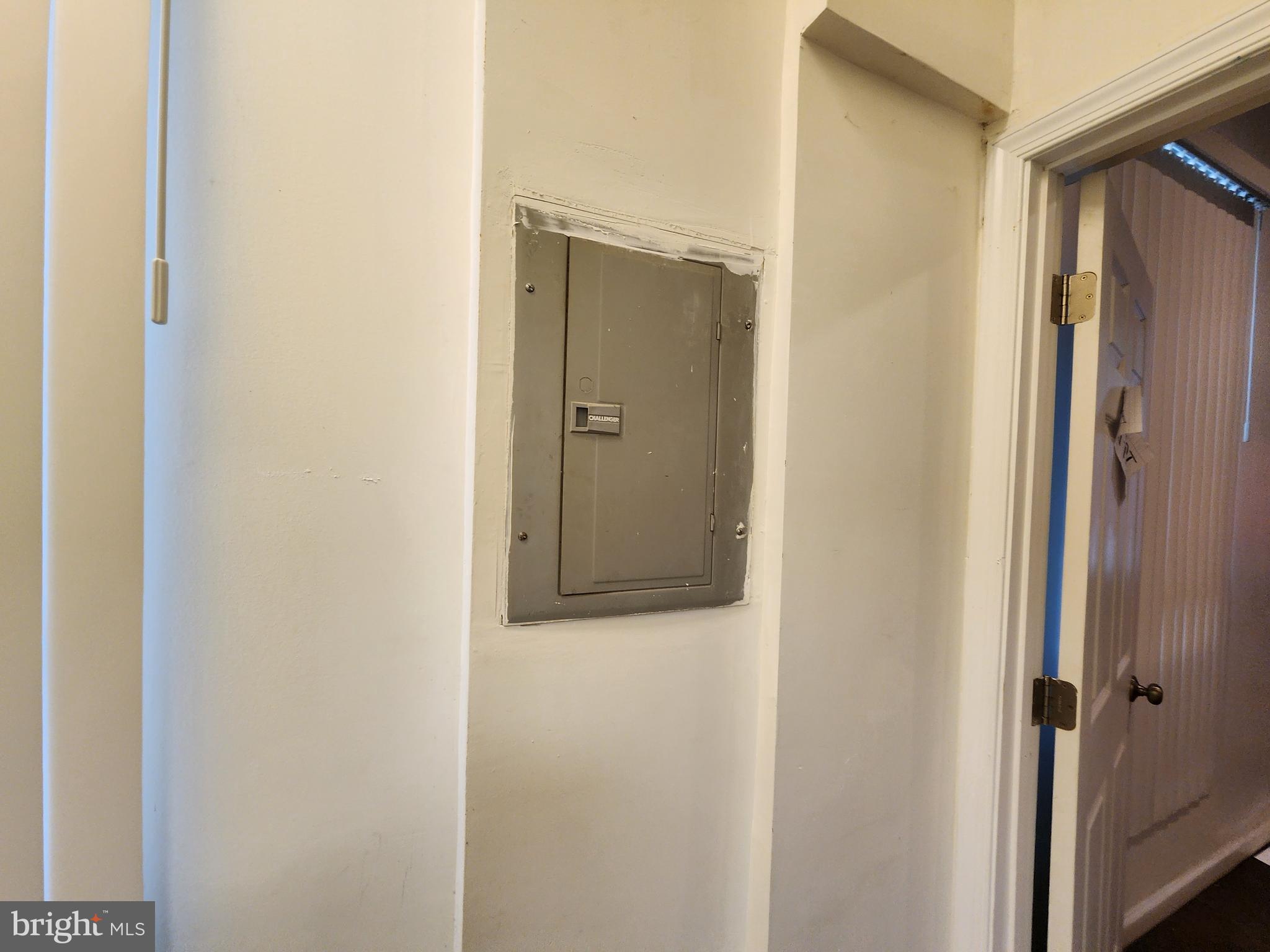 SANDTOWN-WINCHESTER - Residential