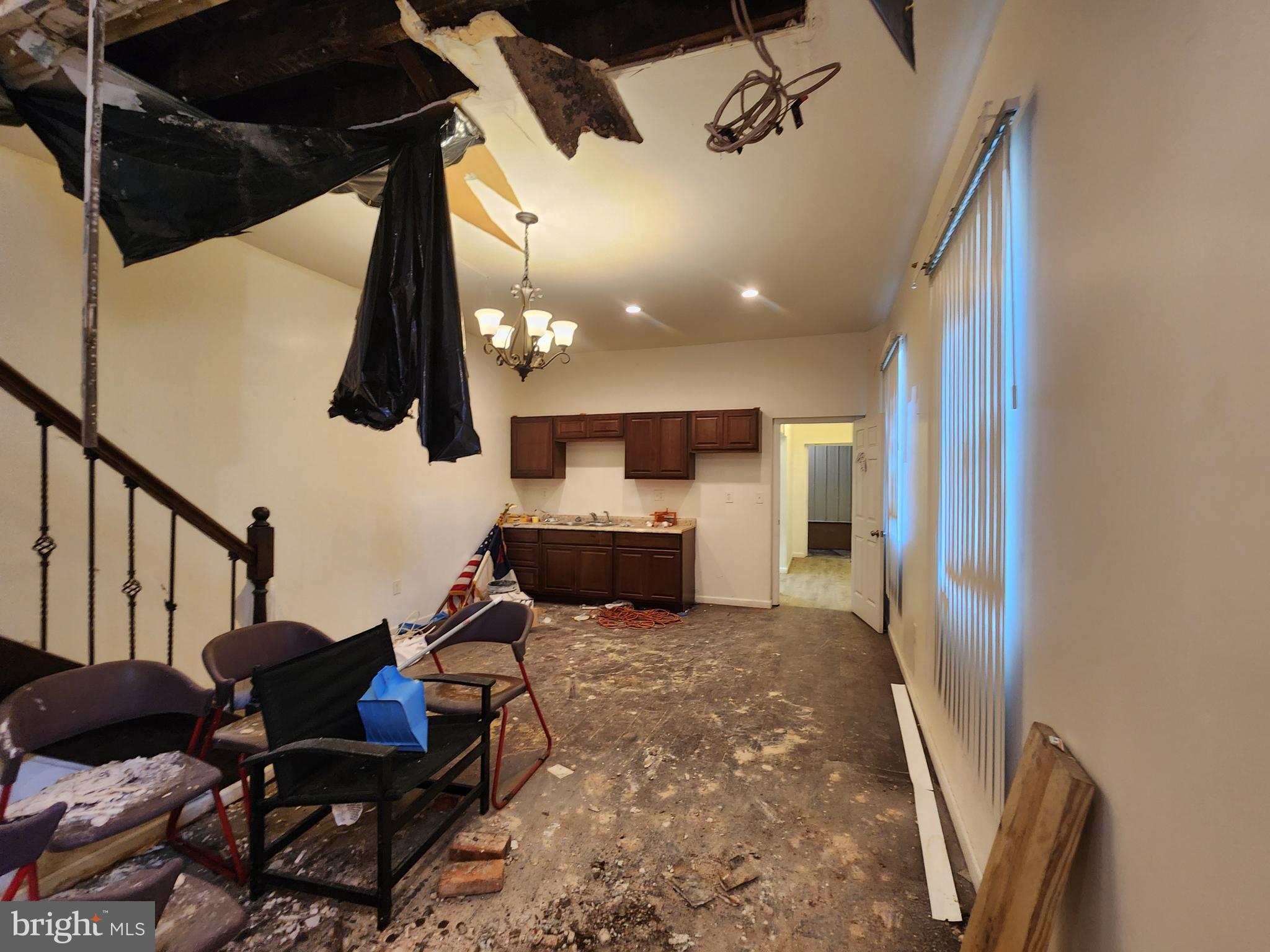 SANDTOWN-WINCHESTER - Residential