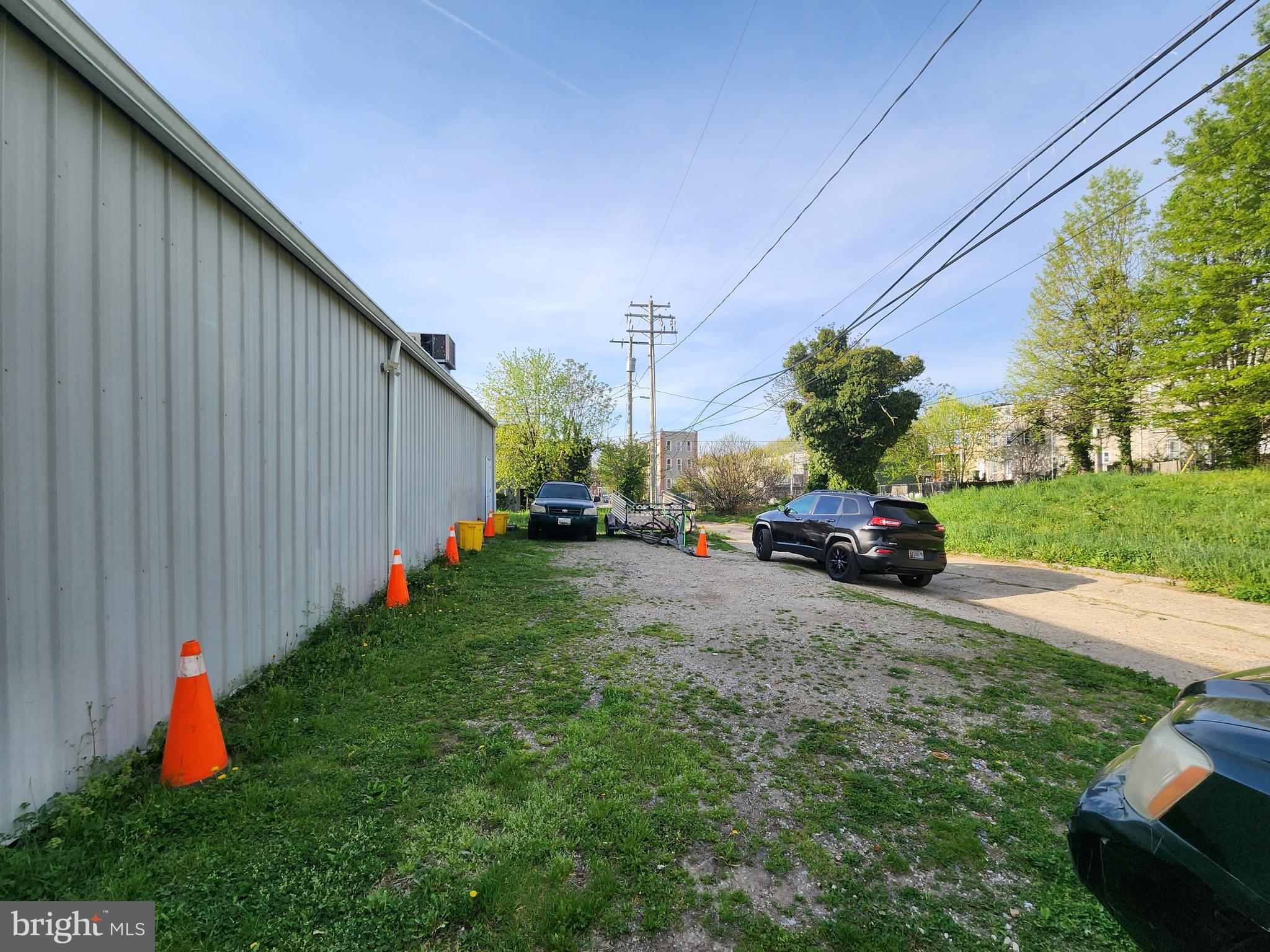 SANDTOWN-WINCHESTER - Residential