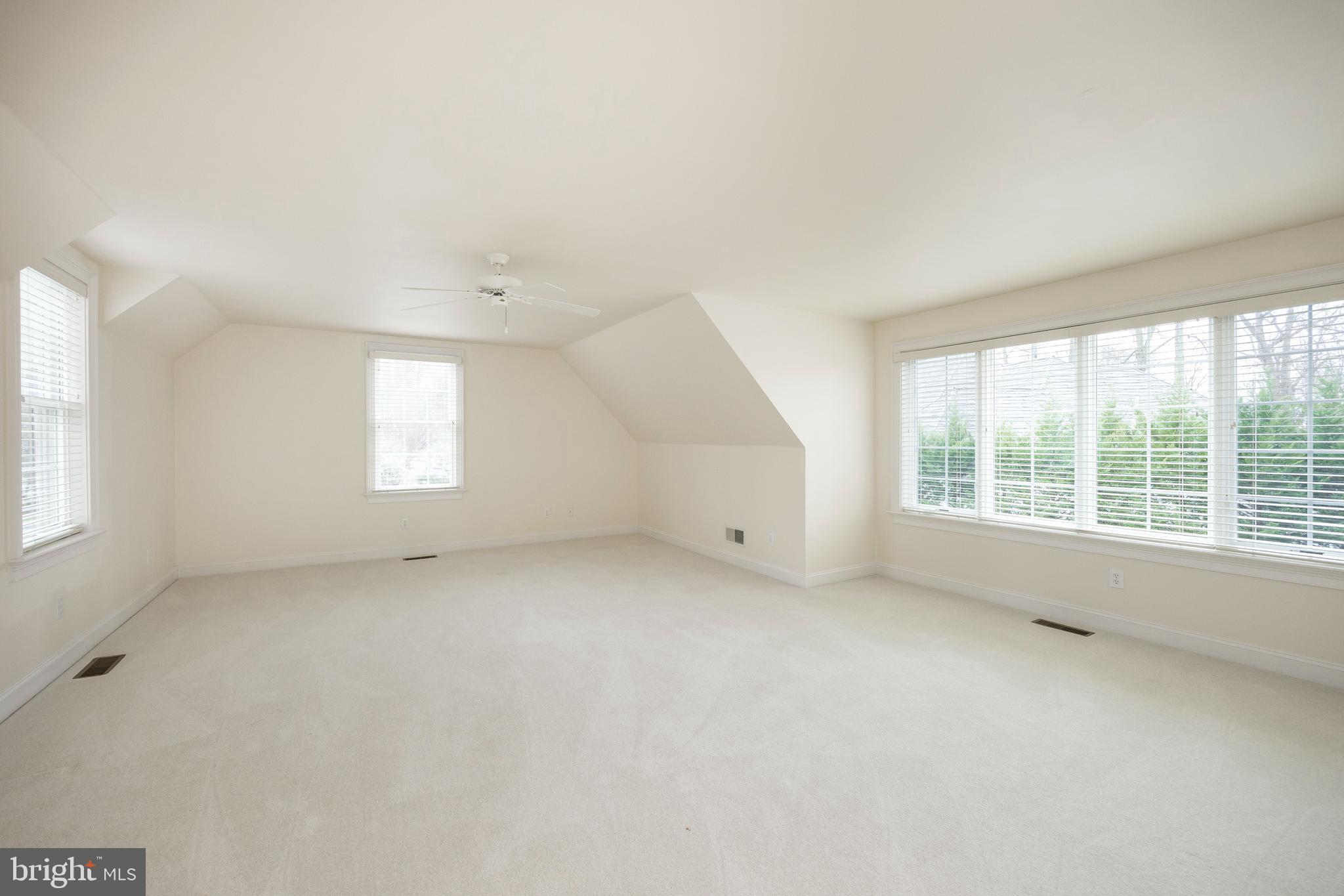 BROOKE FARM - Residential