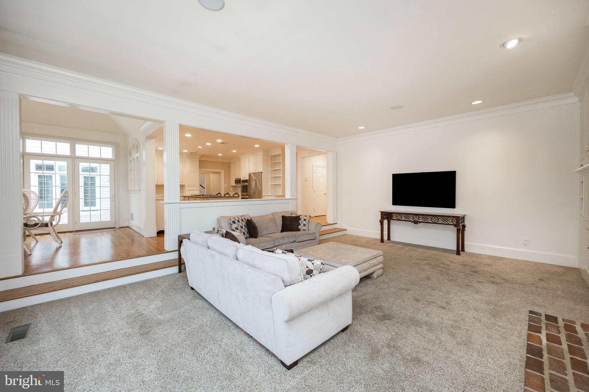 BROOKE FARM - Residential