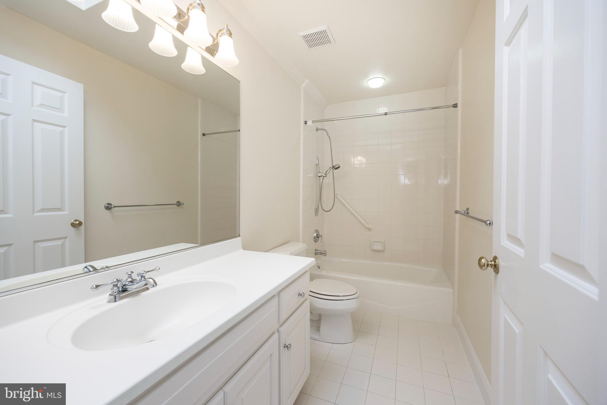 BROOKE FARM - Residential