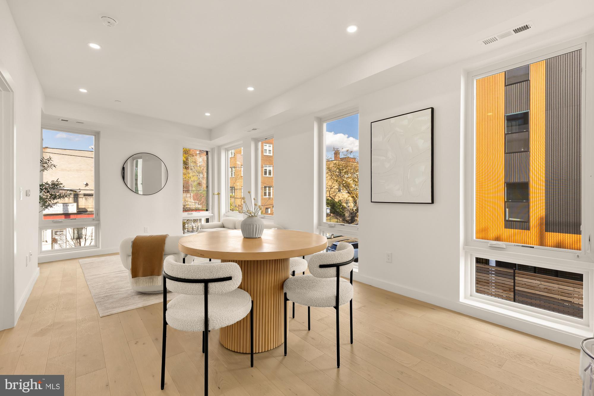 30 KENNEDY STREET NW 12