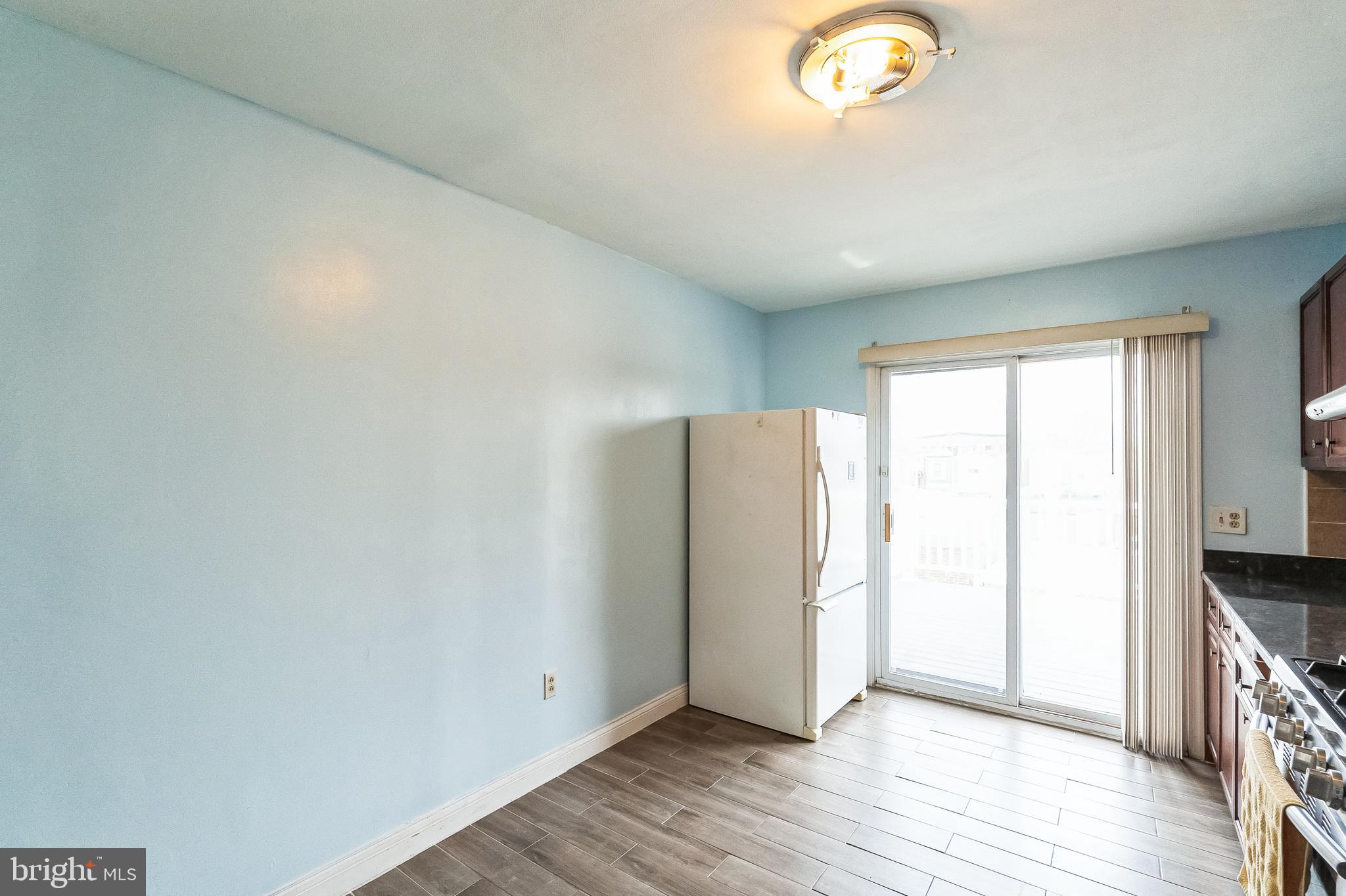 PORT RICHMOND - Residential Income