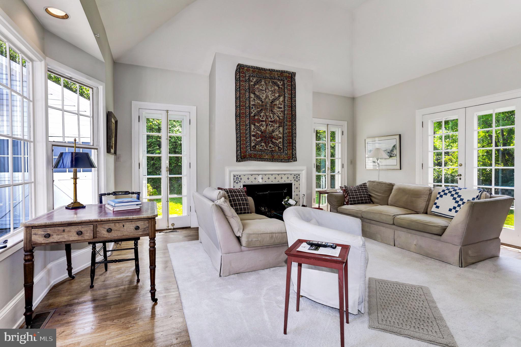 CHEVY CHASE VILLAGE - Residential