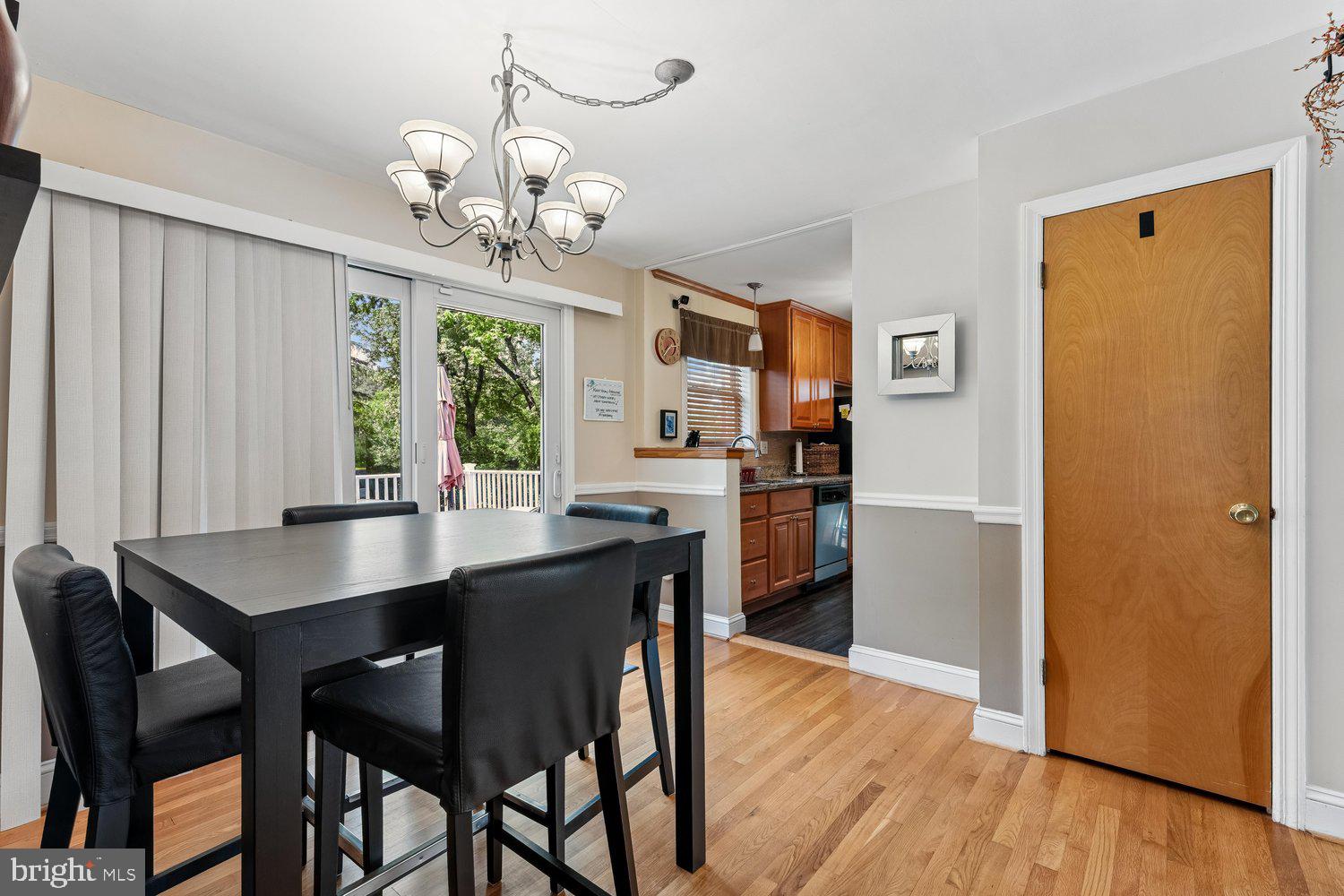 NEW CARROLLTON - Residential