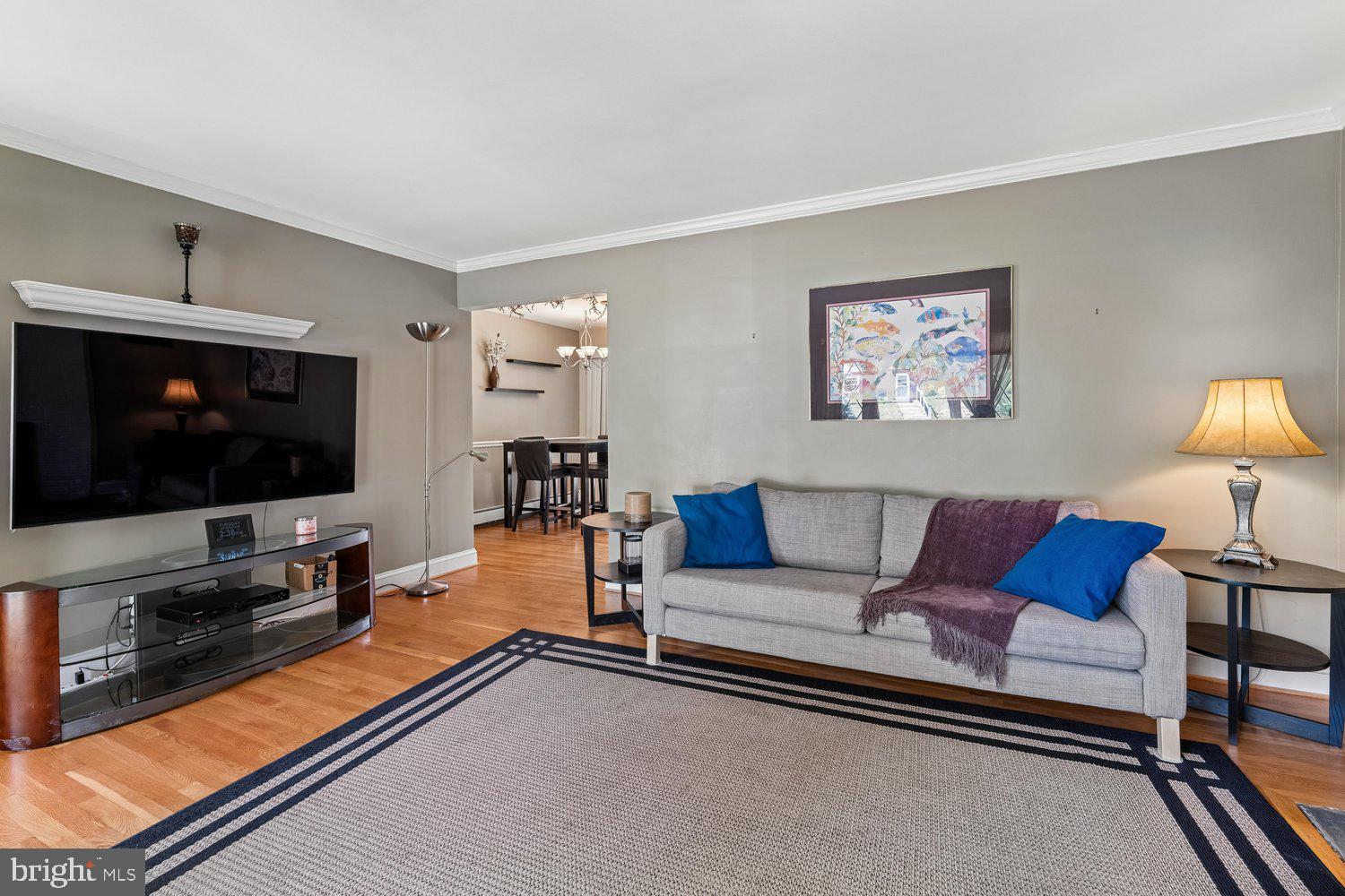 NEW CARROLLTON - Residential