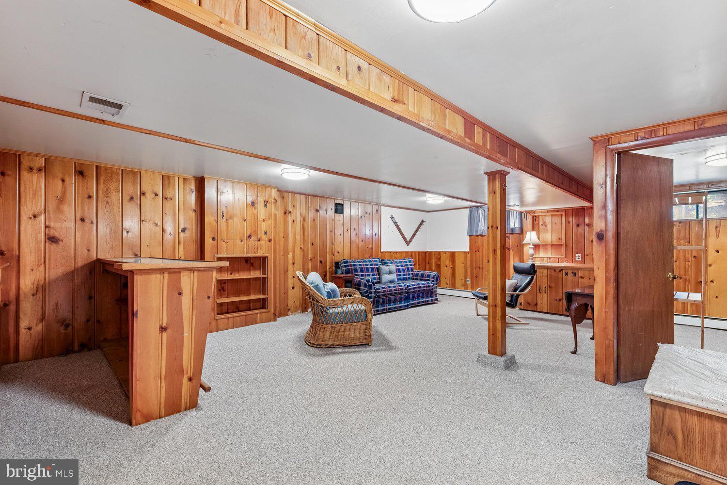 NEW CARROLLTON - Residential
