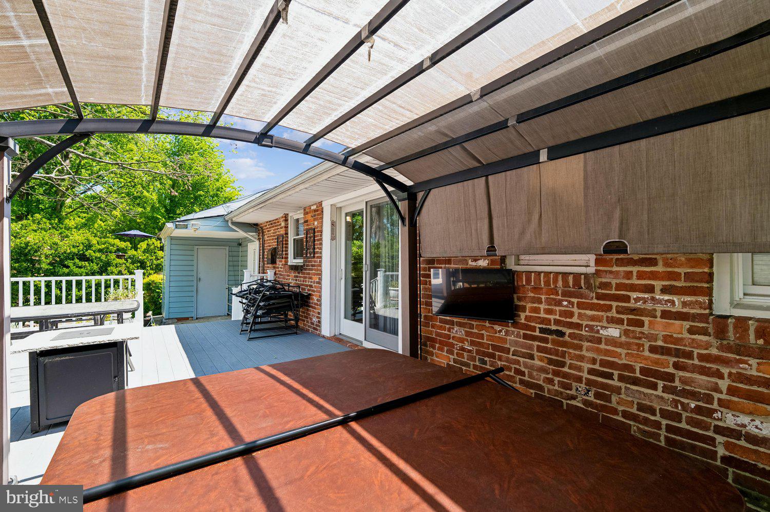 NEW CARROLLTON - Residential