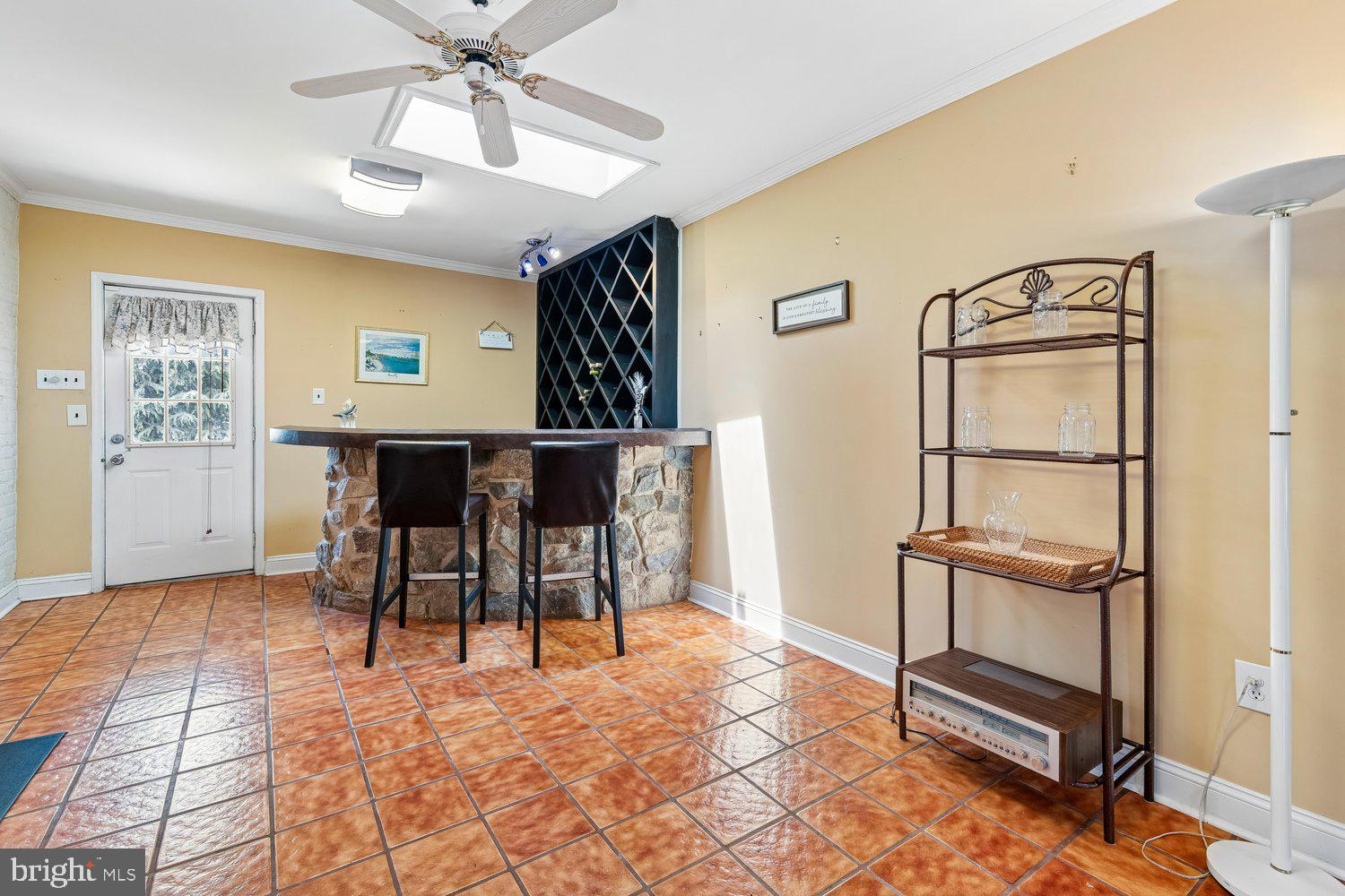 NEW CARROLLTON - Residential