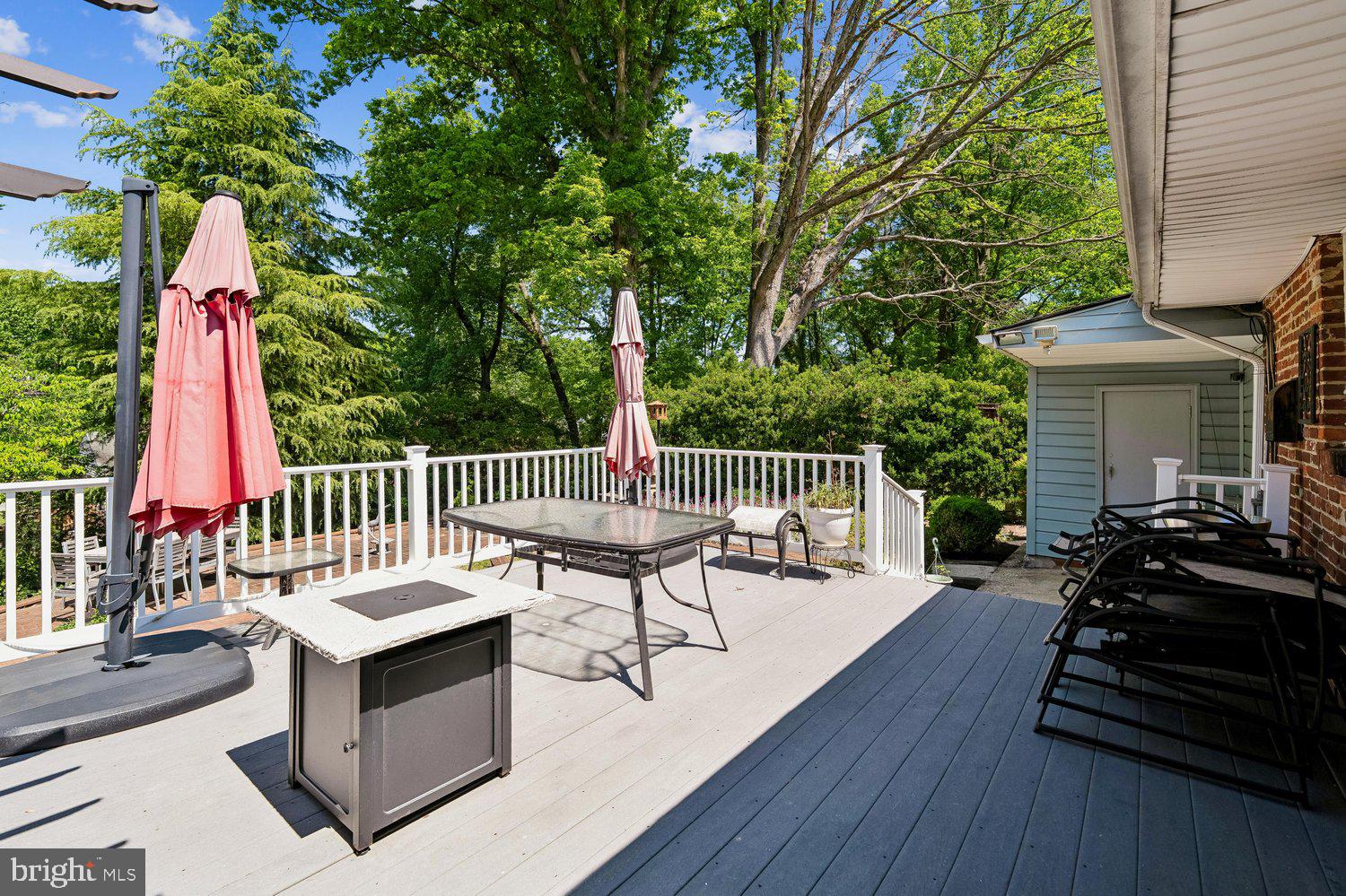 NEW CARROLLTON - Residential
