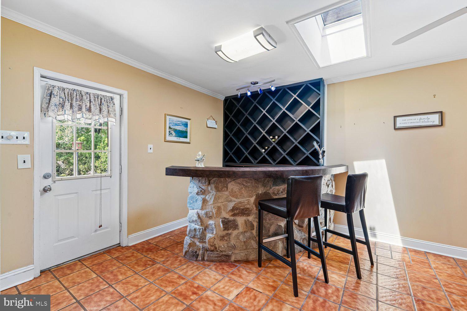 NEW CARROLLTON - Residential
