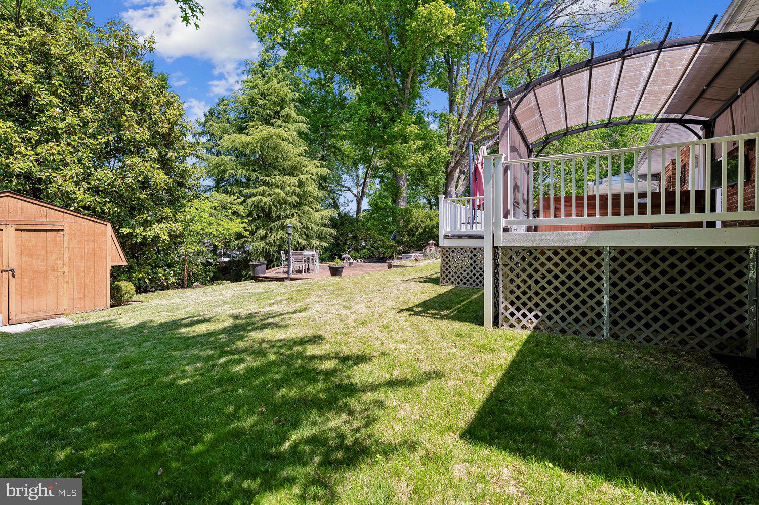NEW CARROLLTON - Residential