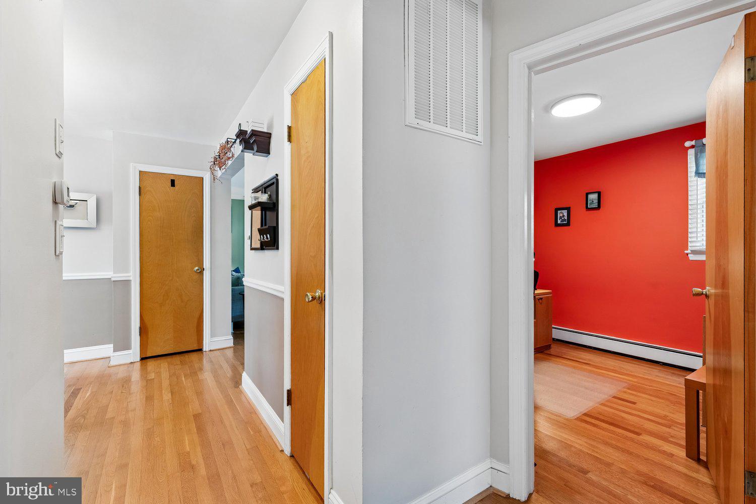 NEW CARROLLTON - Residential