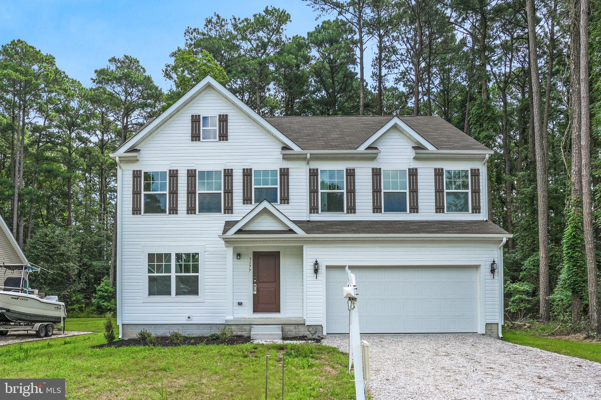 CAPTAIN'S COVE - Residential