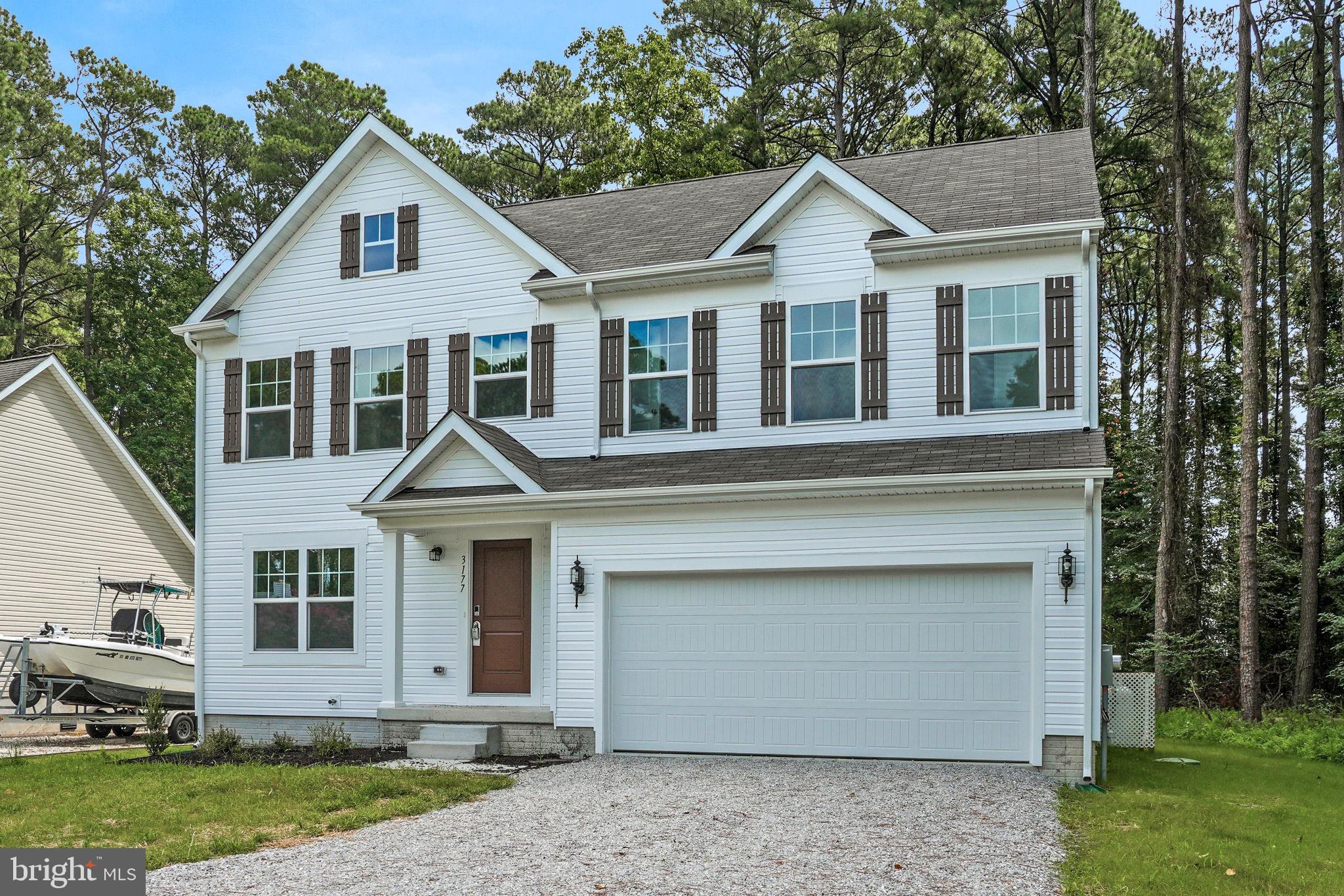 CAPTAIN'S COVE - Residential