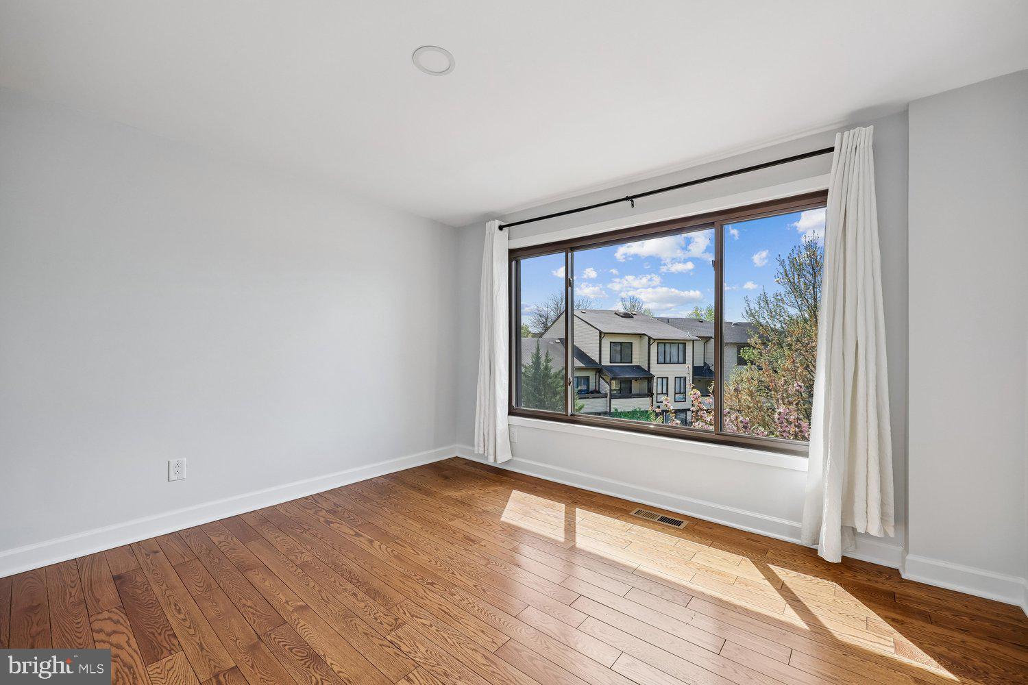 WALKERS RIDGE - Residential