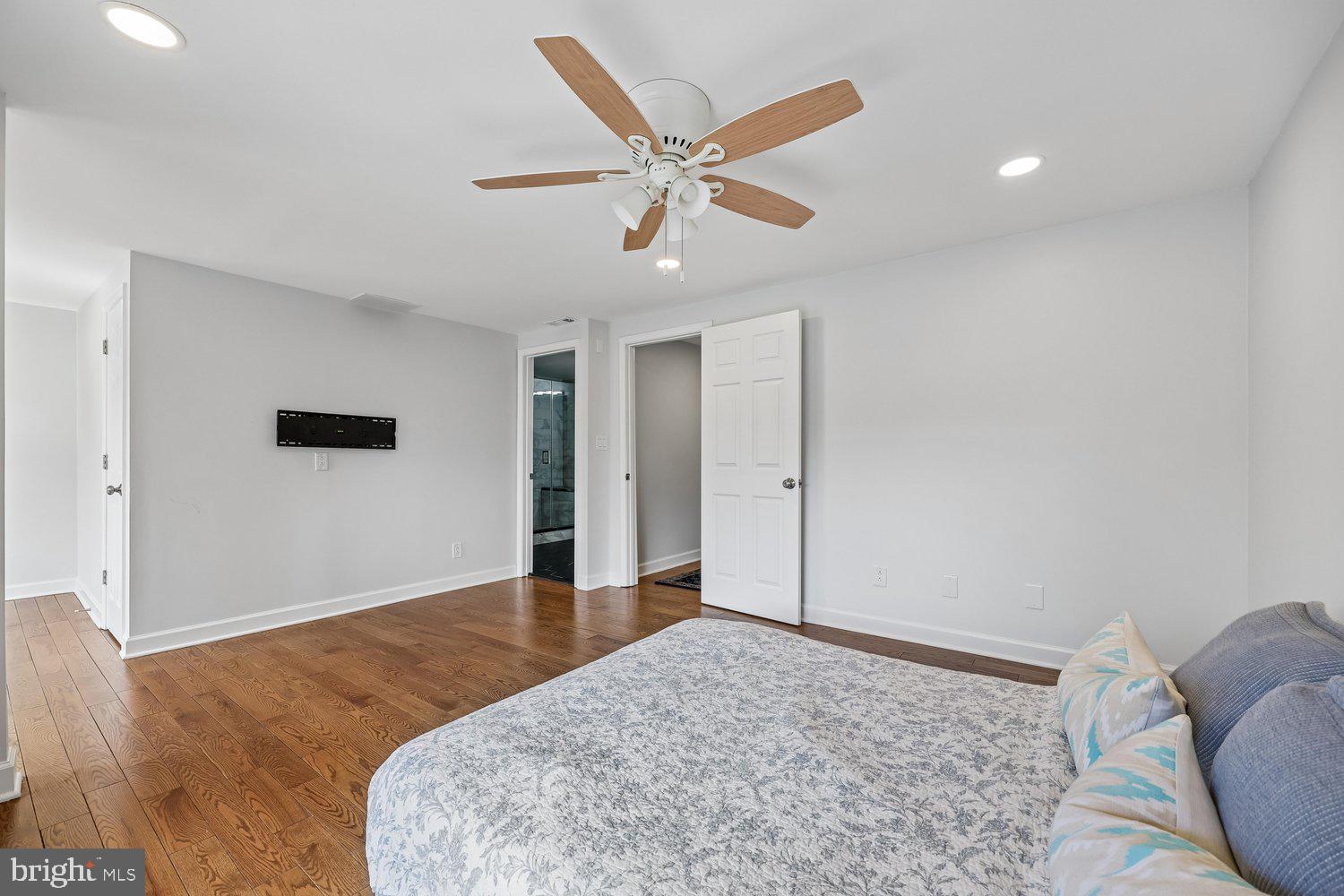 WALKERS RIDGE - Residential