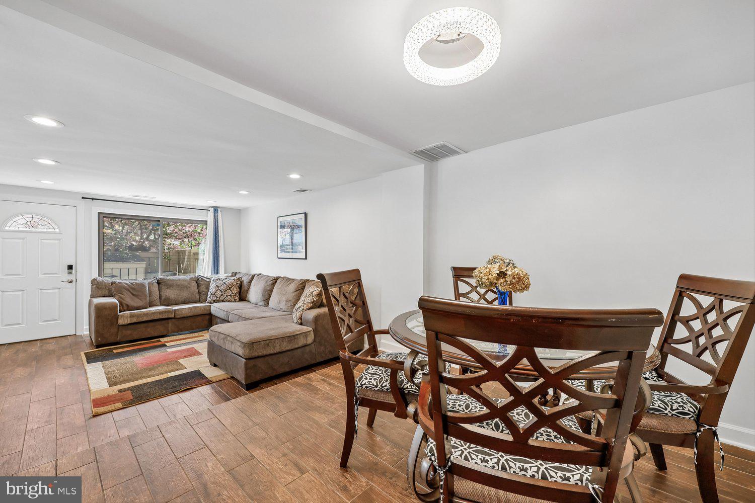 WALKERS RIDGE - Residential