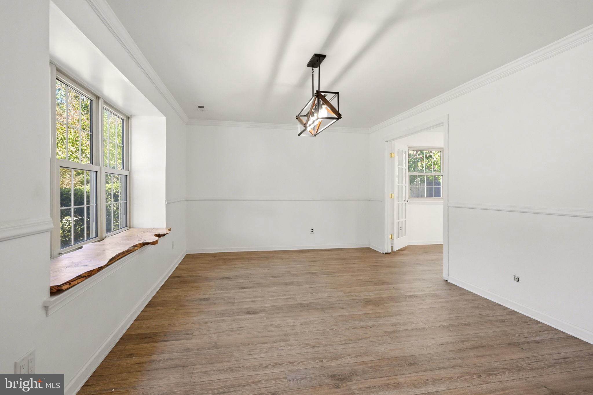 4 KENNERLY COURT