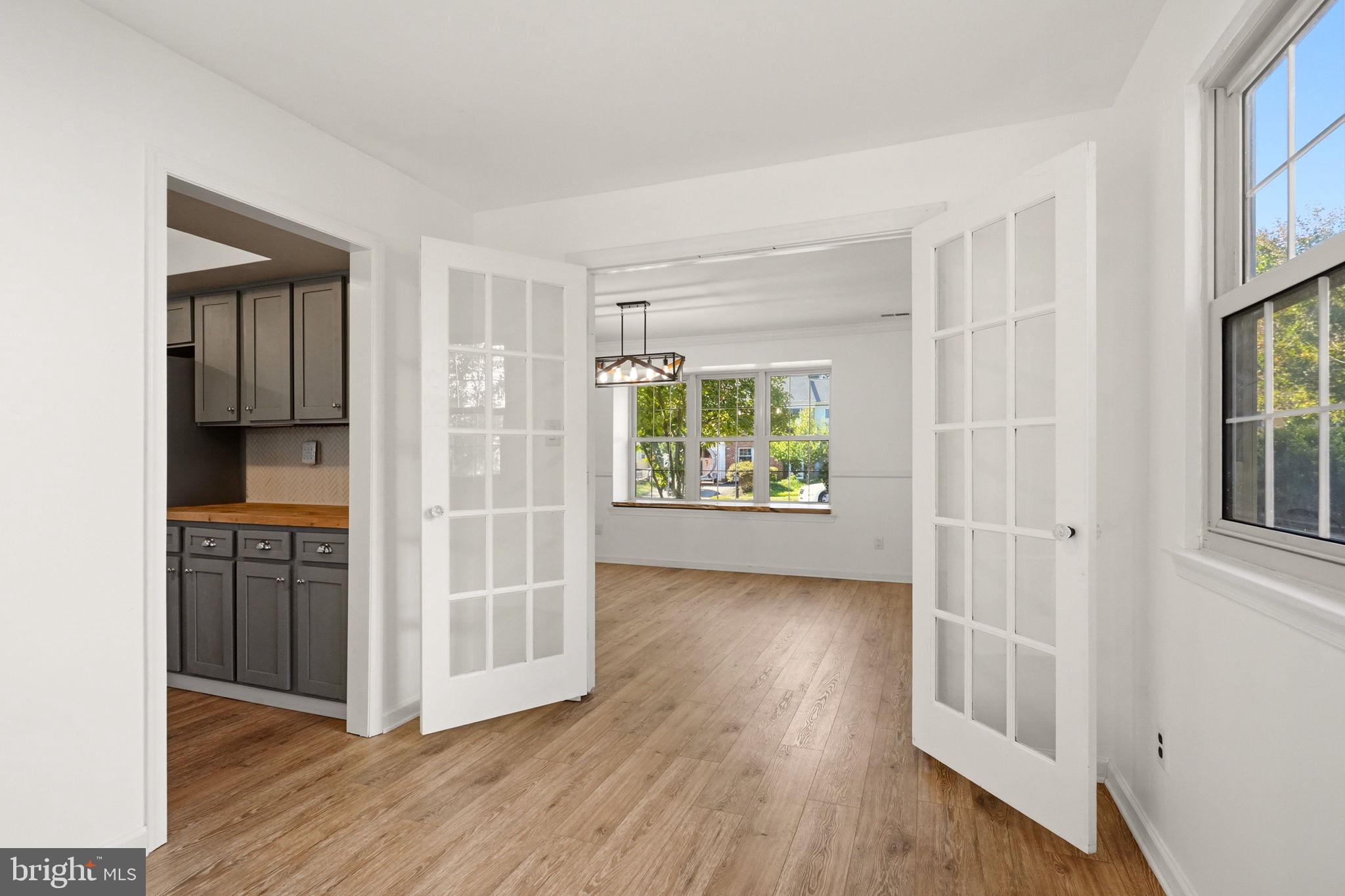 4 KENNERLY COURT