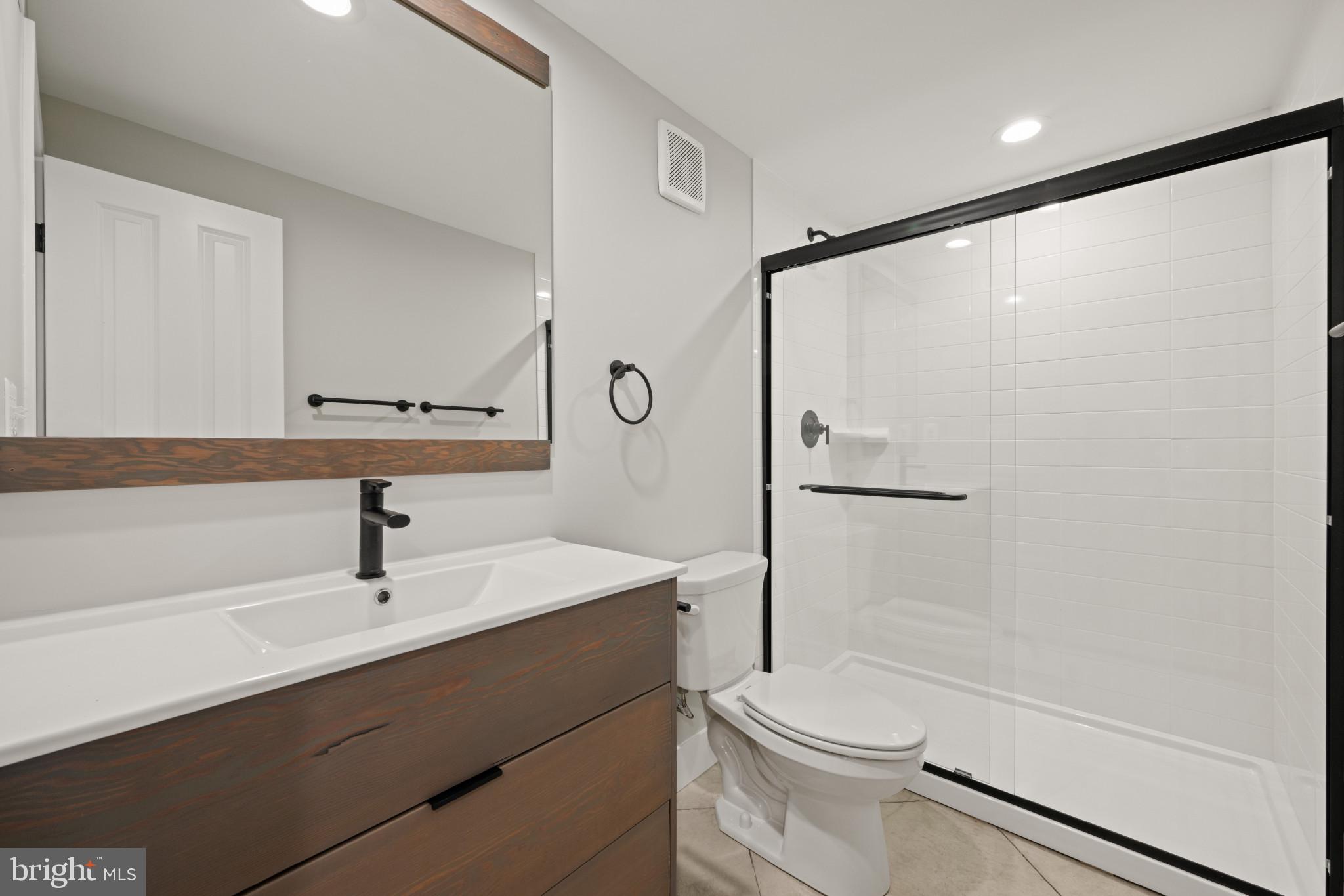 LOCUST POINT - Residential