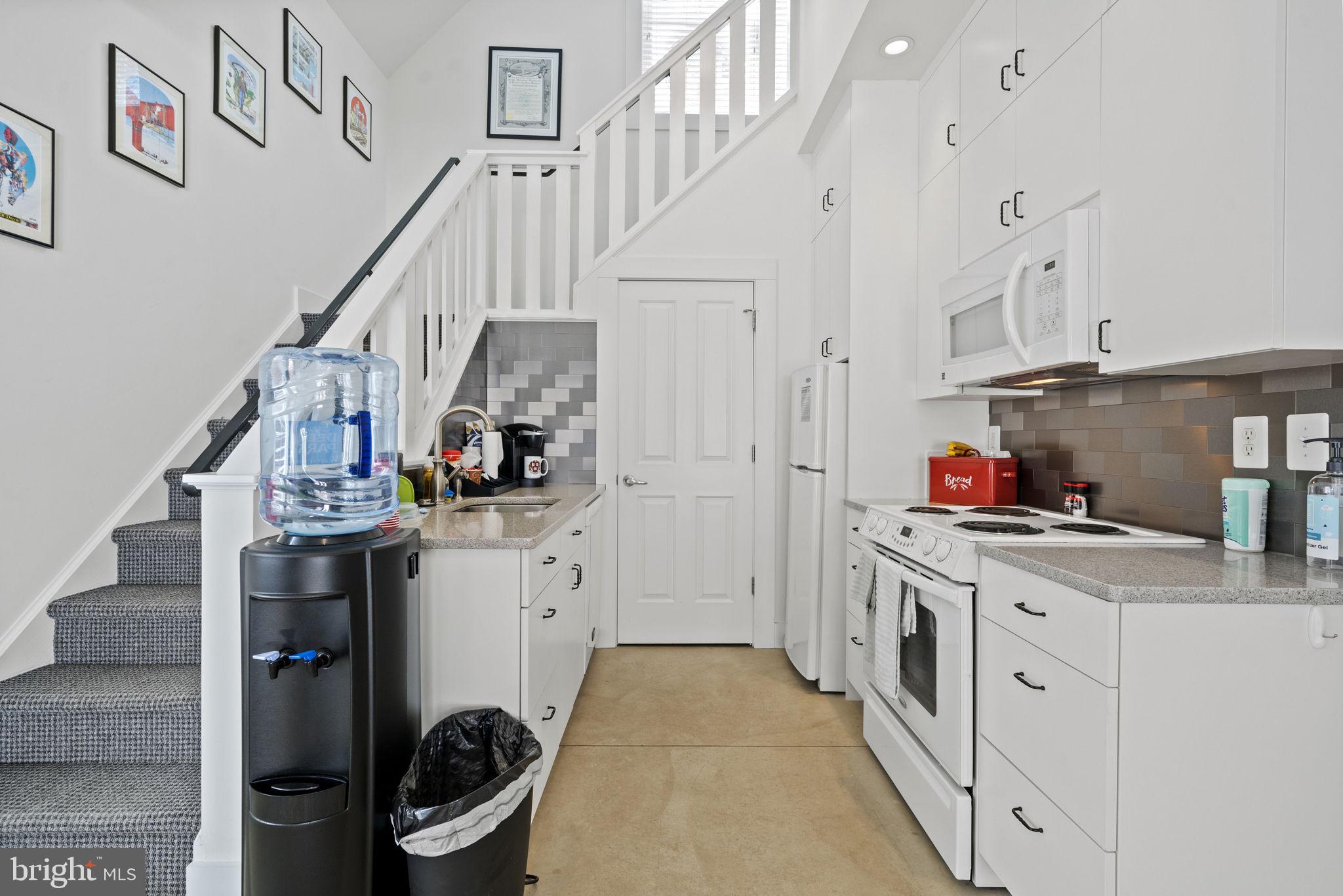 HISTORIC  DOWNTOWN FREDERICKSBURG - Residential