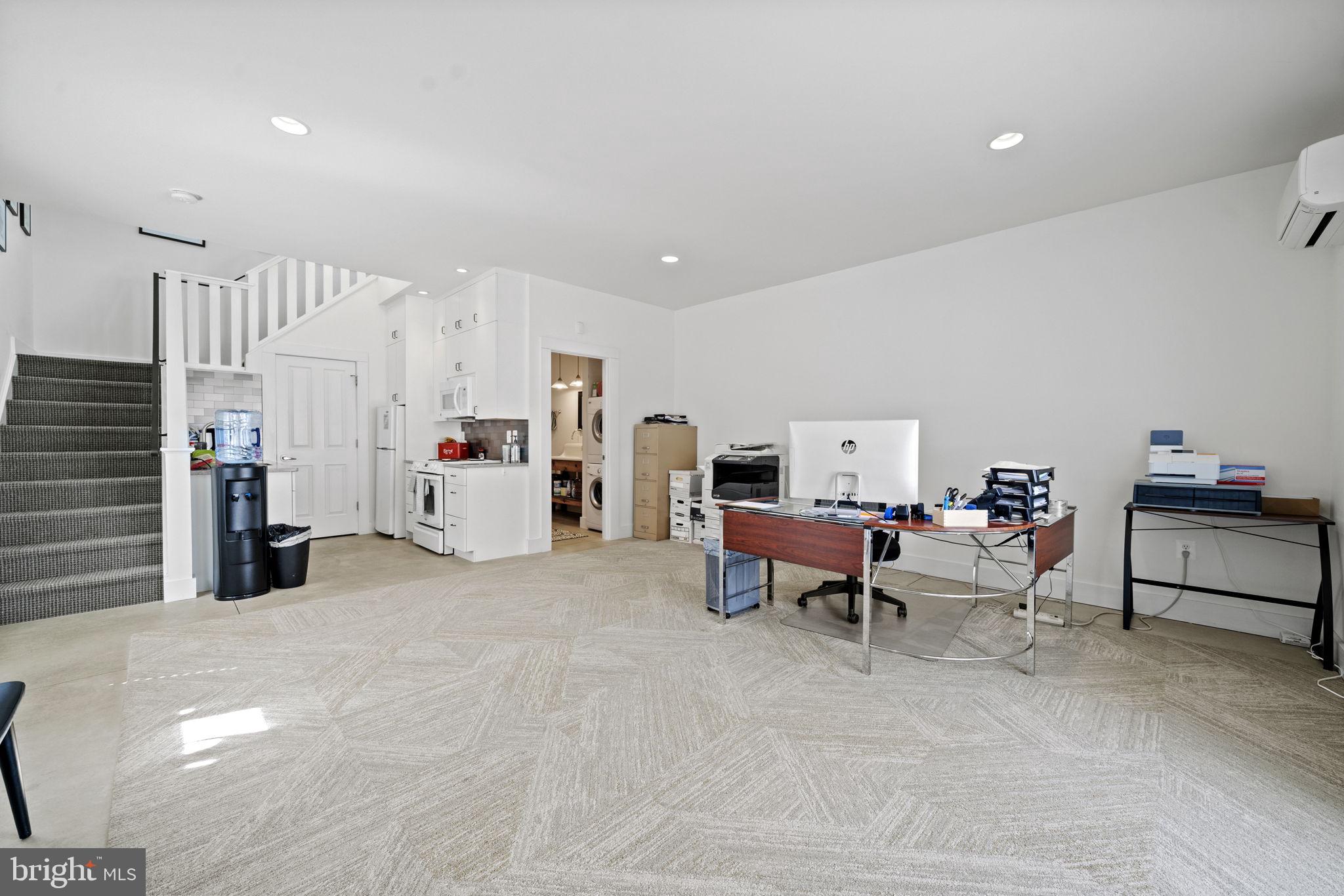 HISTORIC  DOWNTOWN FREDERICKSBURG - Residential