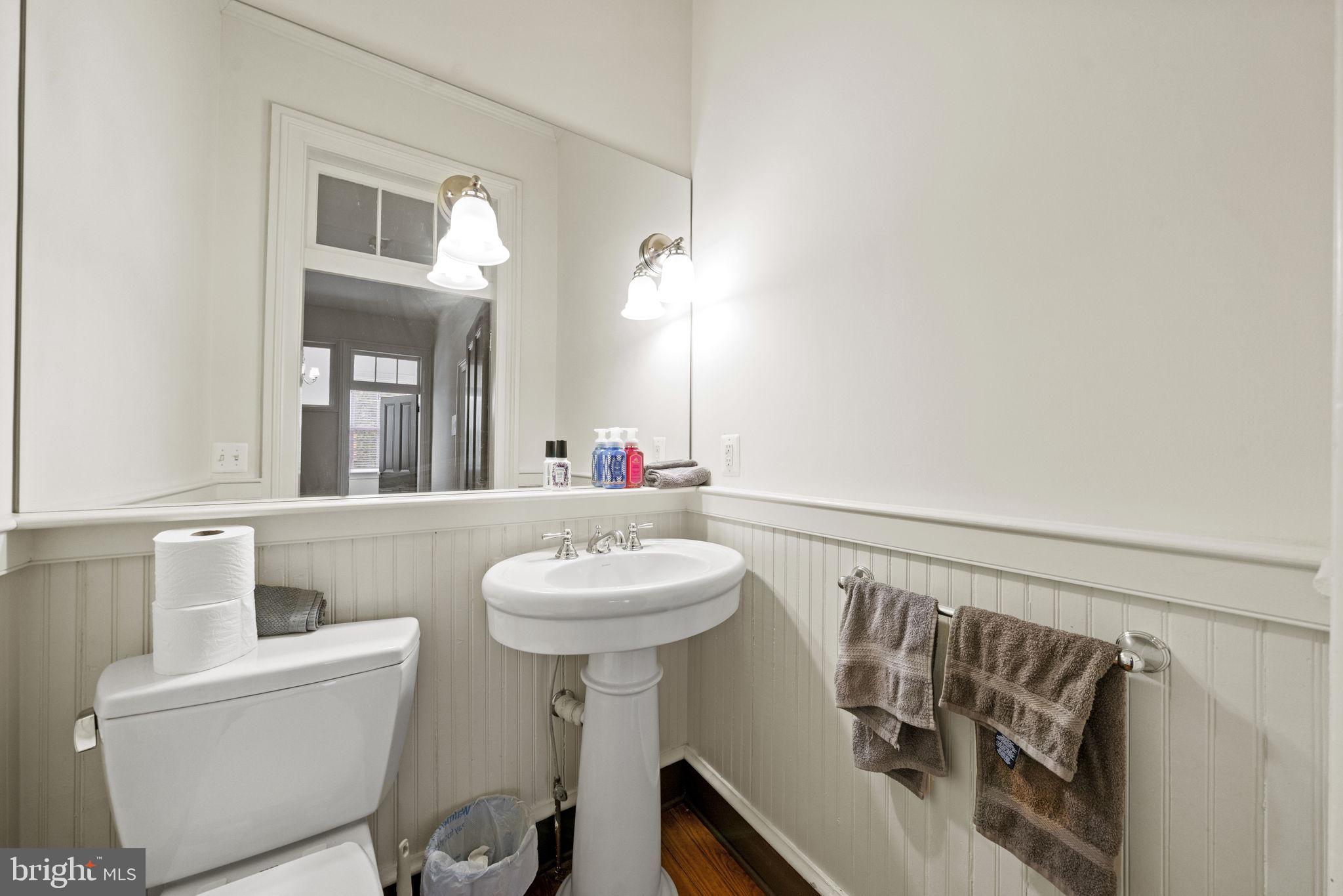 HISTORIC  DOWNTOWN FREDERICKSBURG - Residential