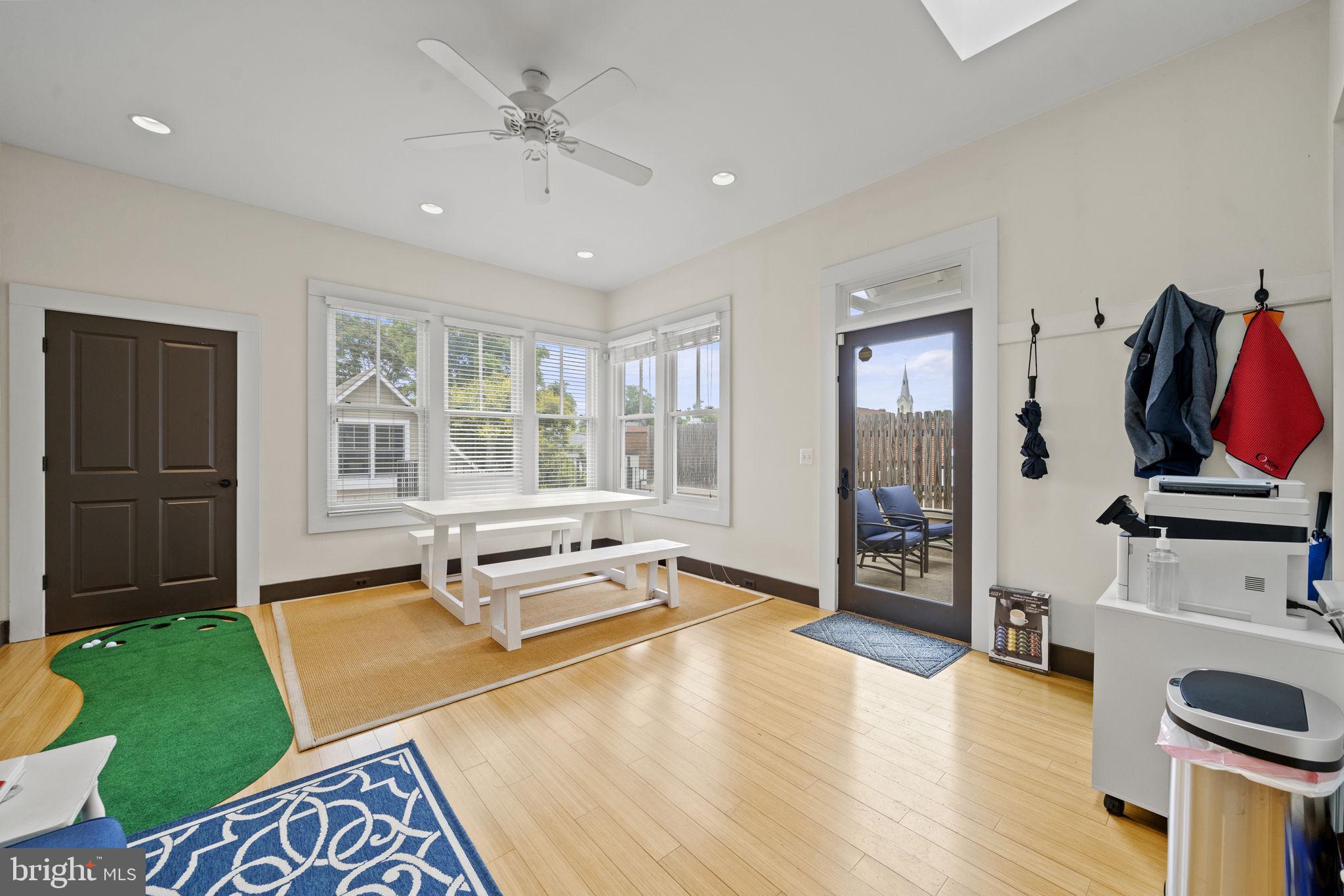 HISTORIC  DOWNTOWN FREDERICKSBURG - Residential