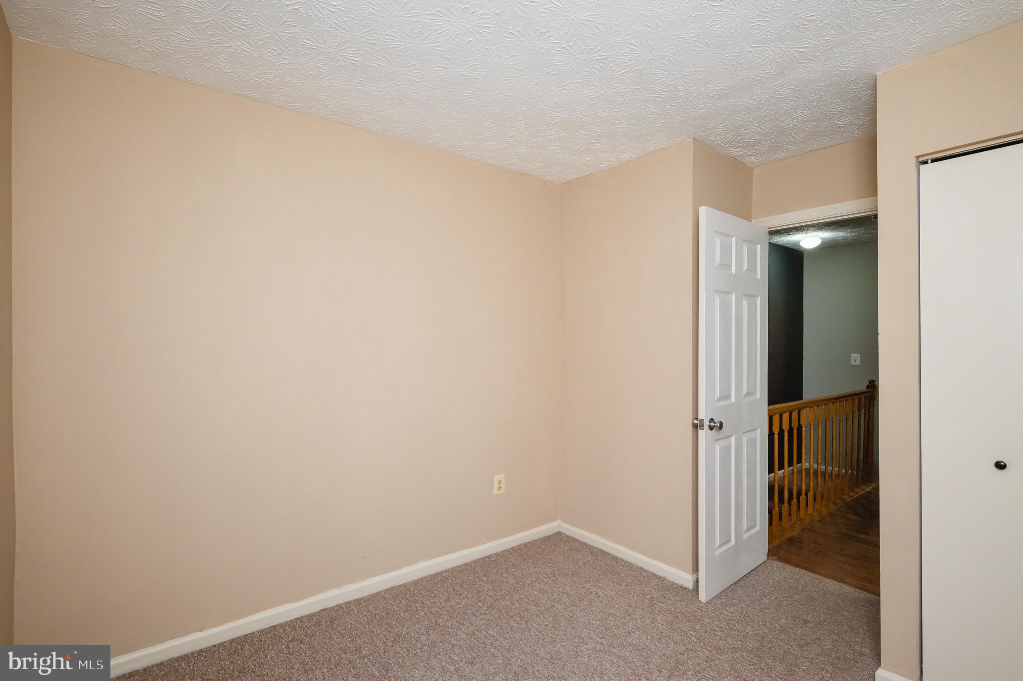 WHITE OAK - Residential