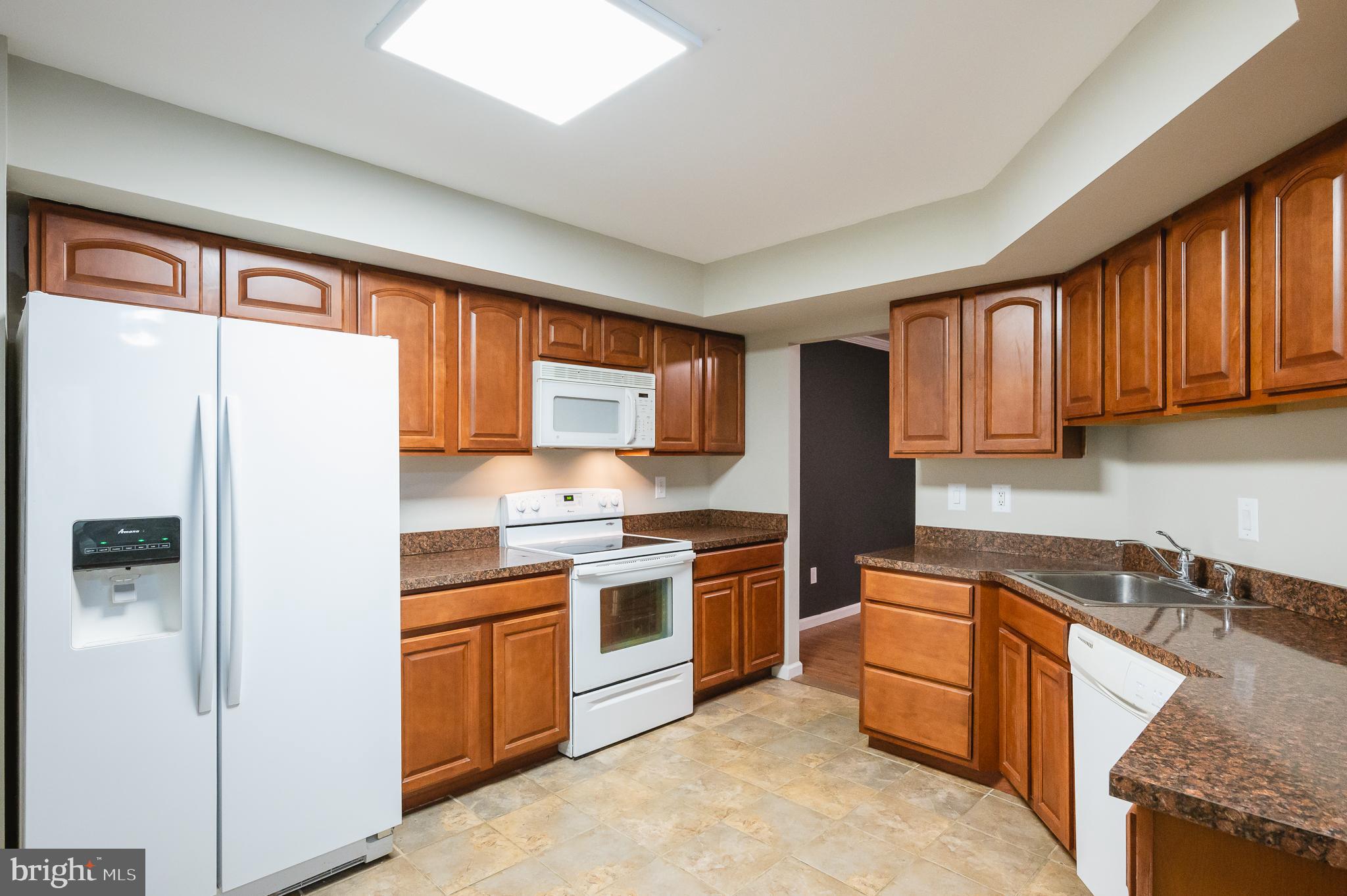 WHITE OAK - Residential