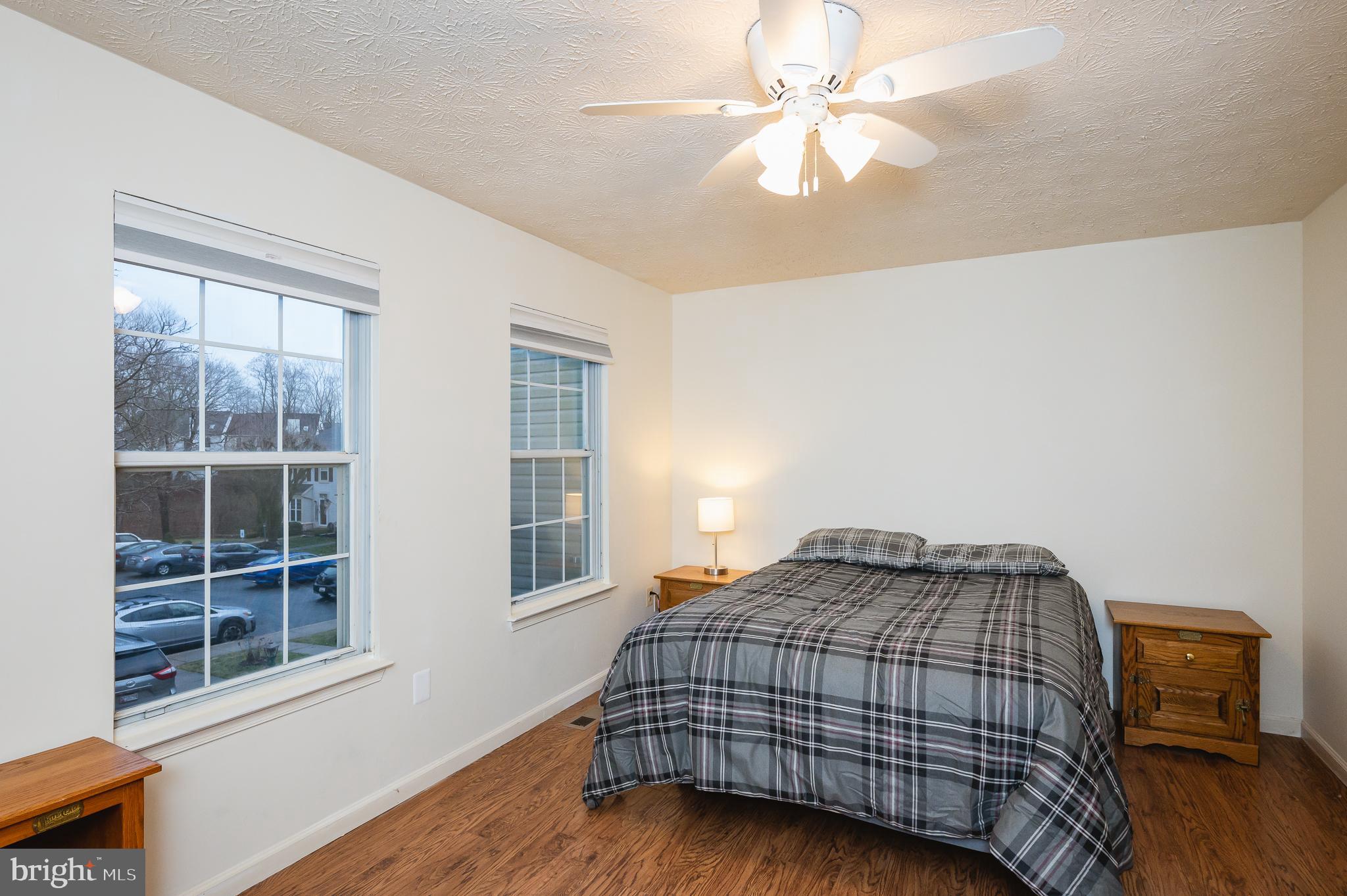 WHITE OAK - Residential