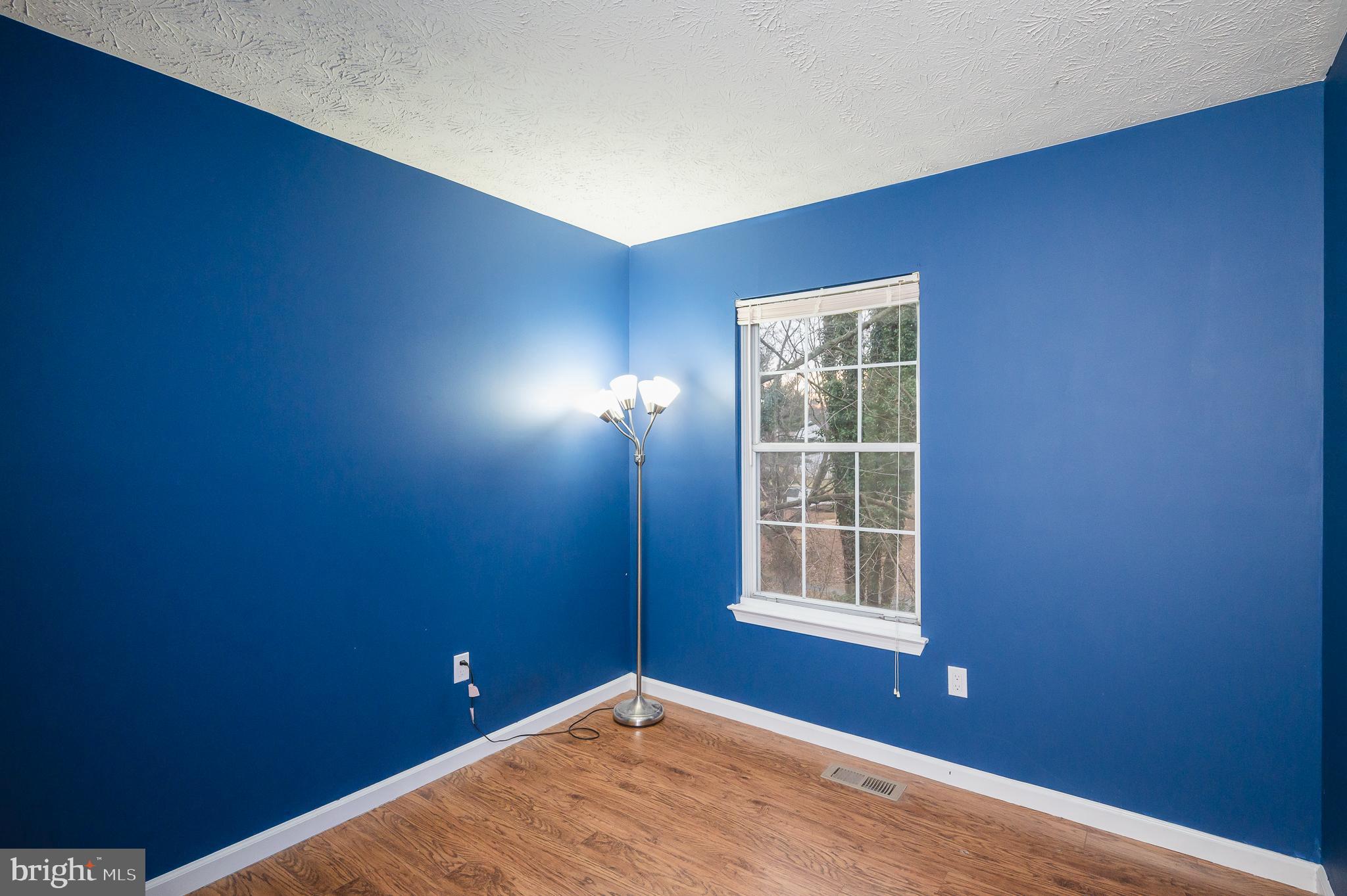 WHITE OAK - Residential