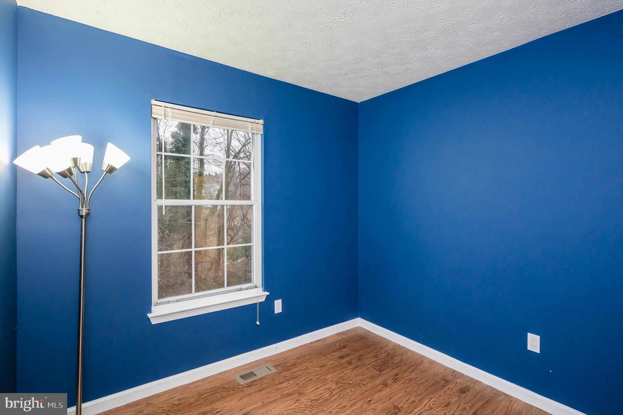 WHITE OAK - Residential