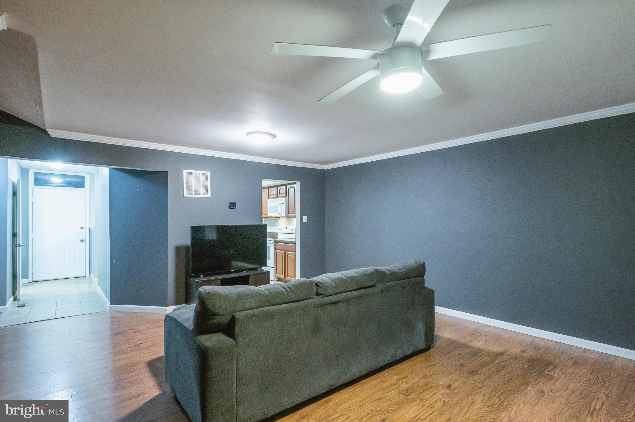 WHITE OAK - Residential