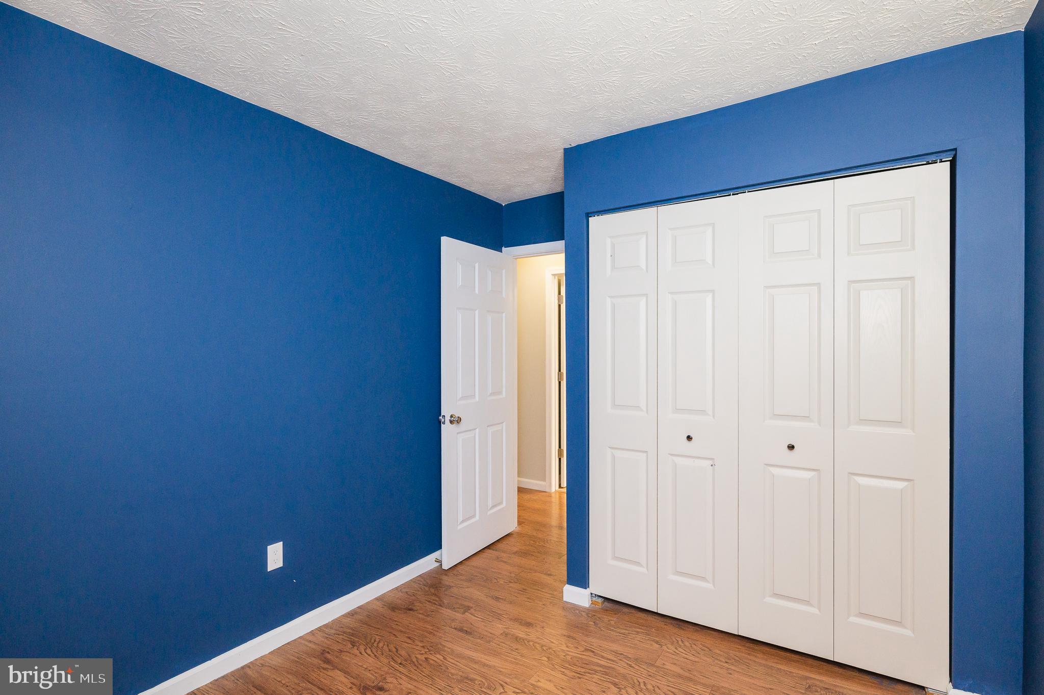 WHITE OAK - Residential