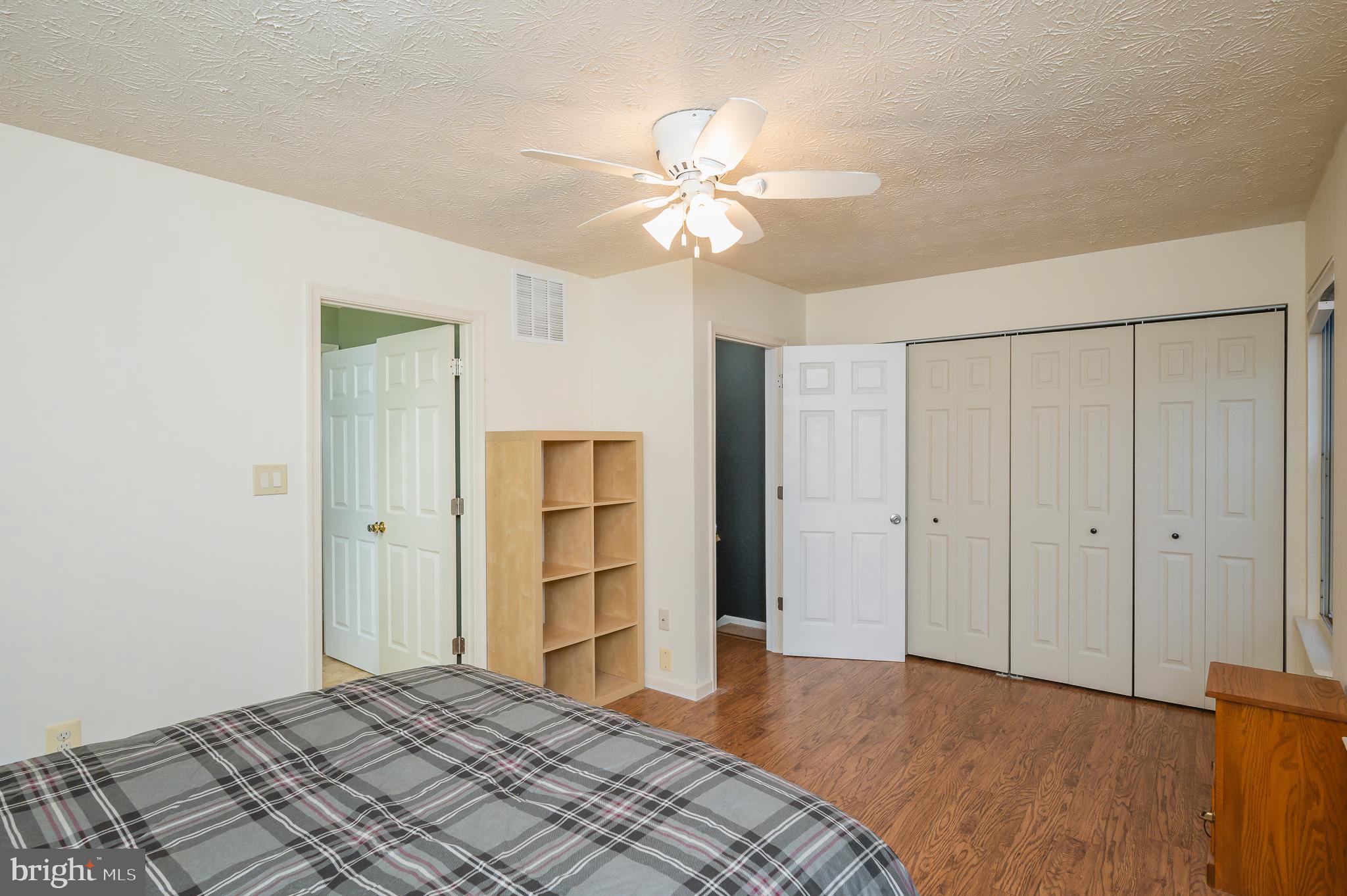 WHITE OAK - Residential