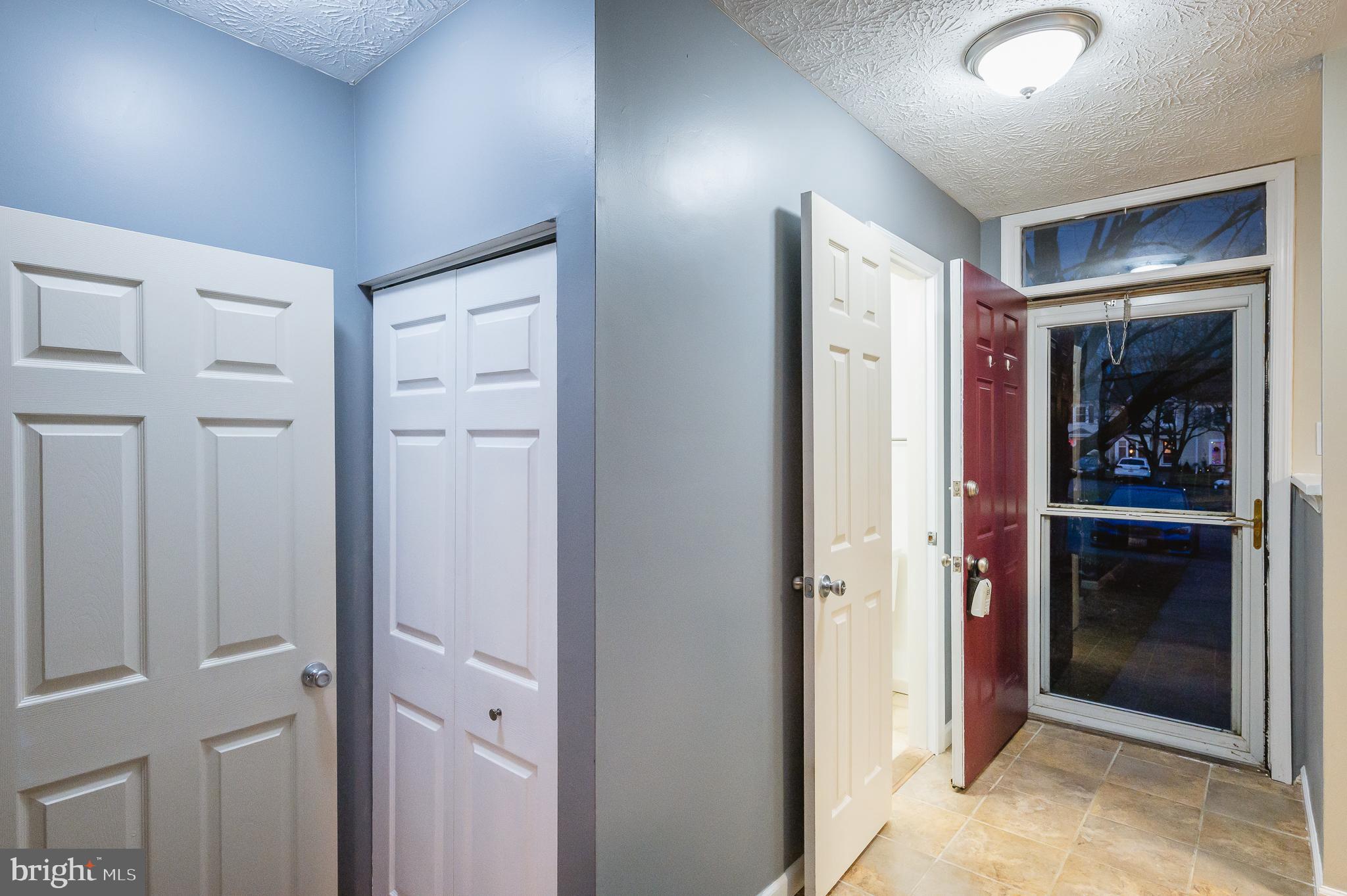 WHITE OAK - Residential