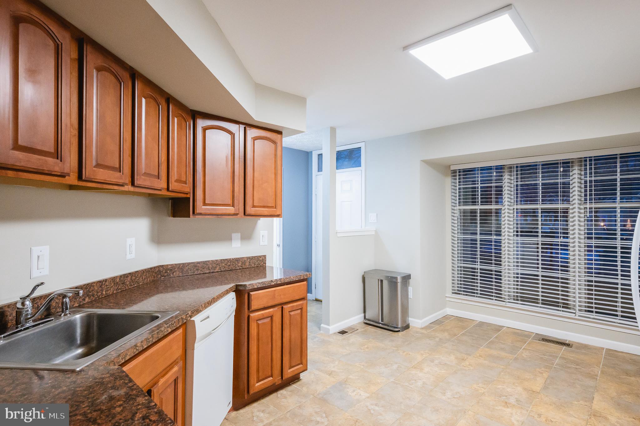 WHITE OAK - Residential