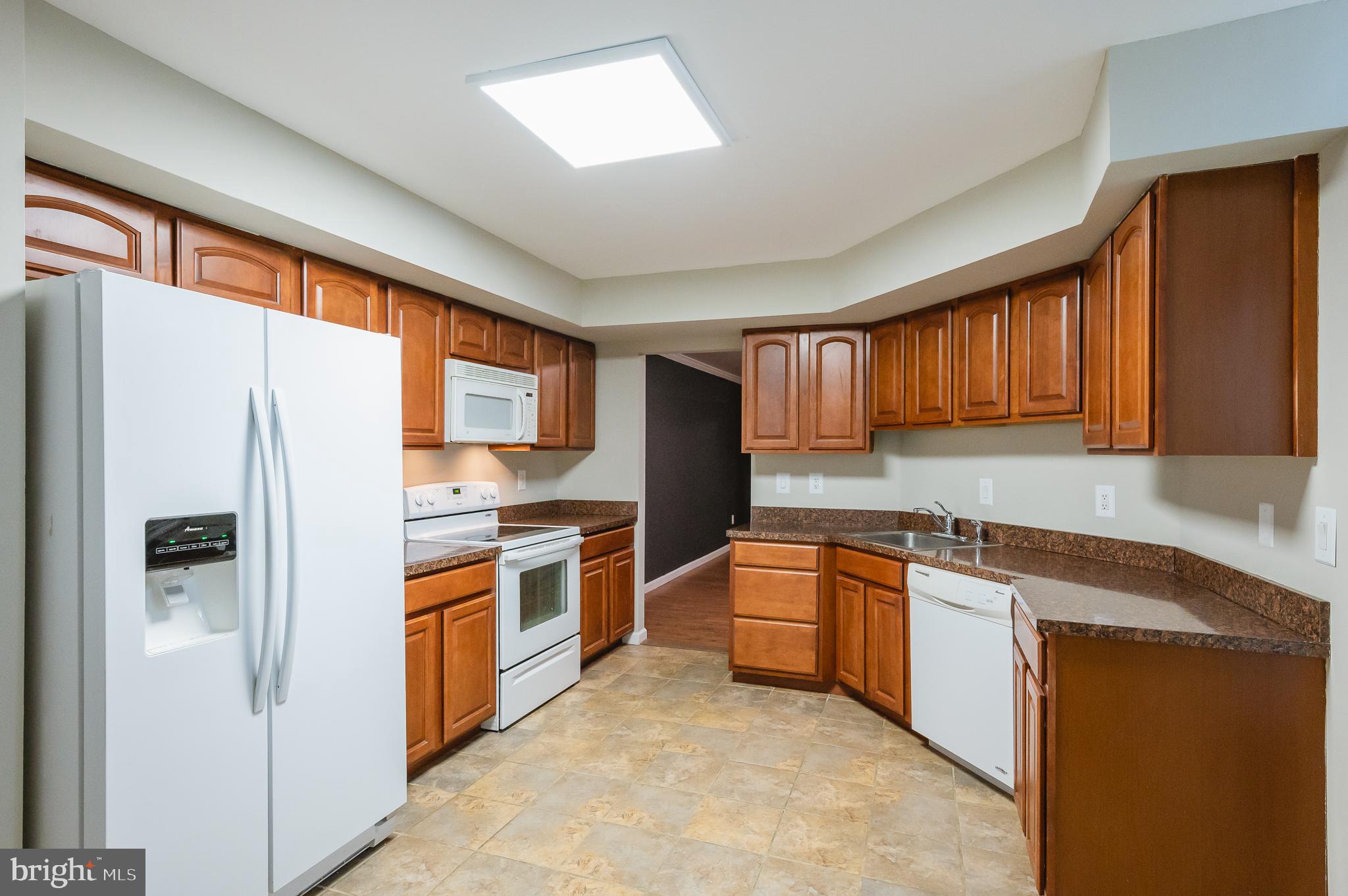 WHITE OAK - Residential