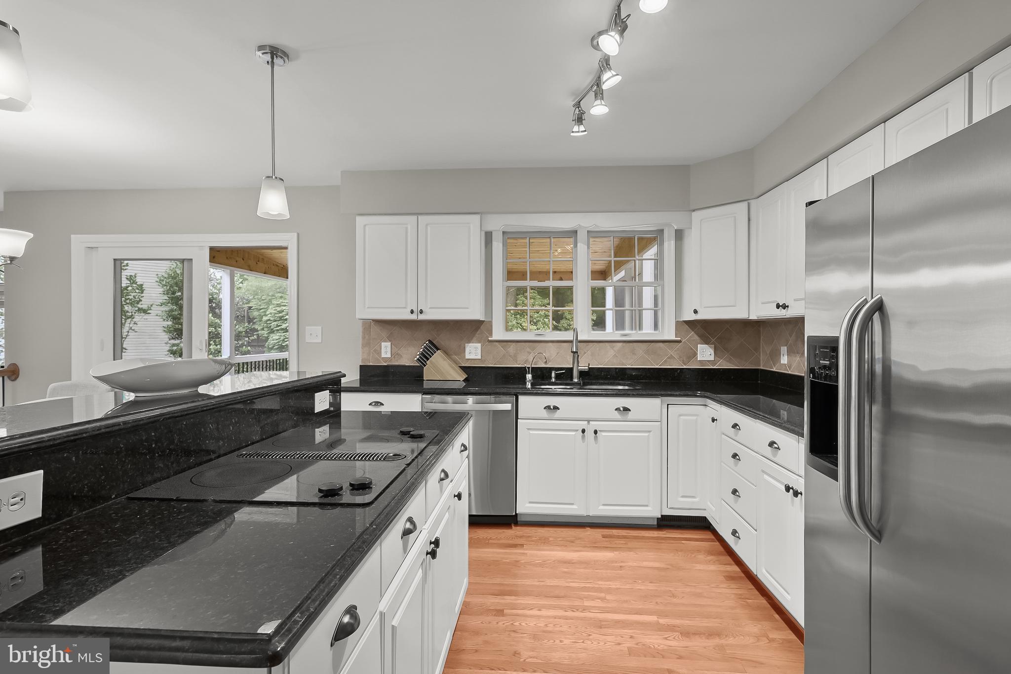 VILLAGE OF RIVER HILL - Residential