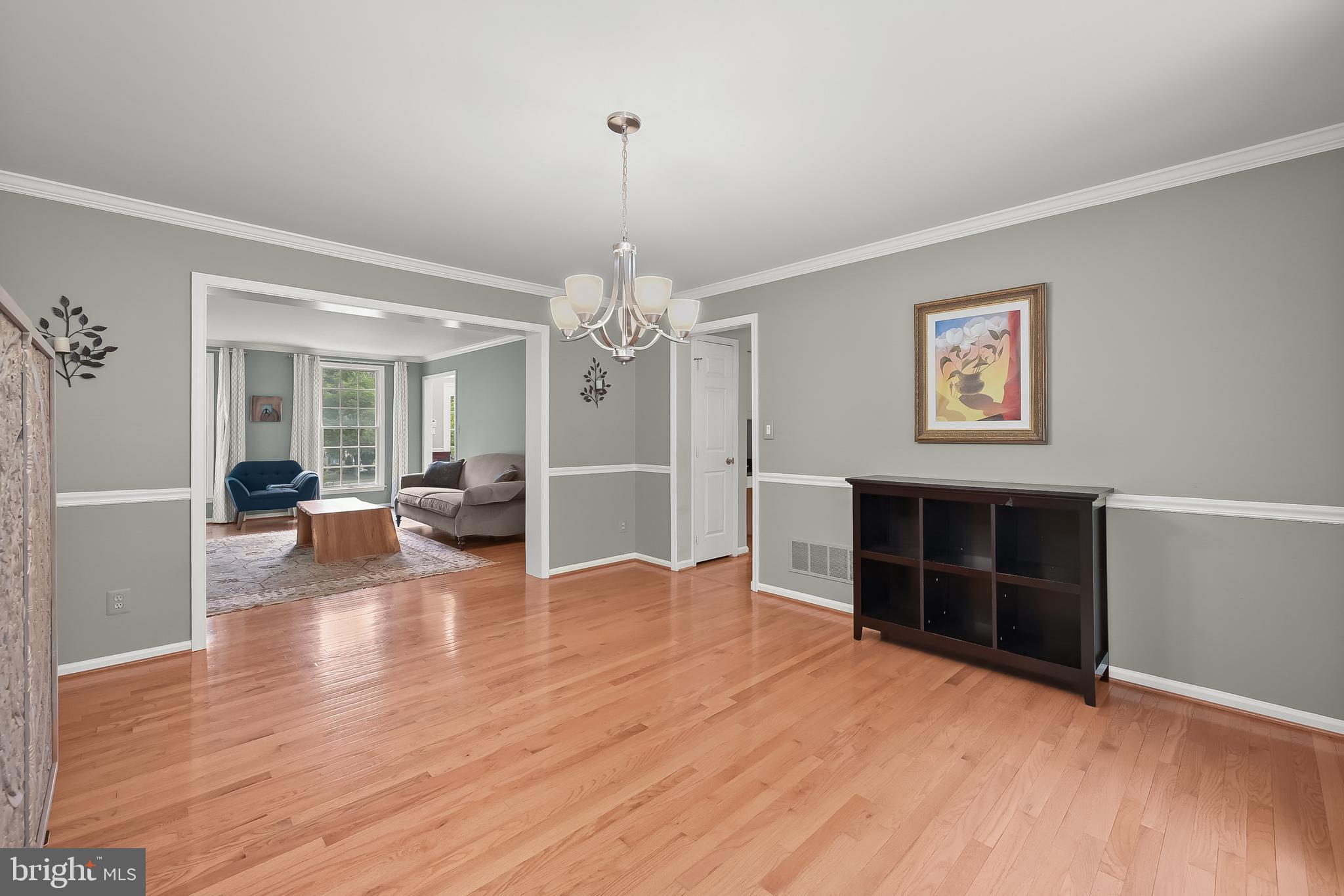 VILLAGE OF RIVER HILL - Residential