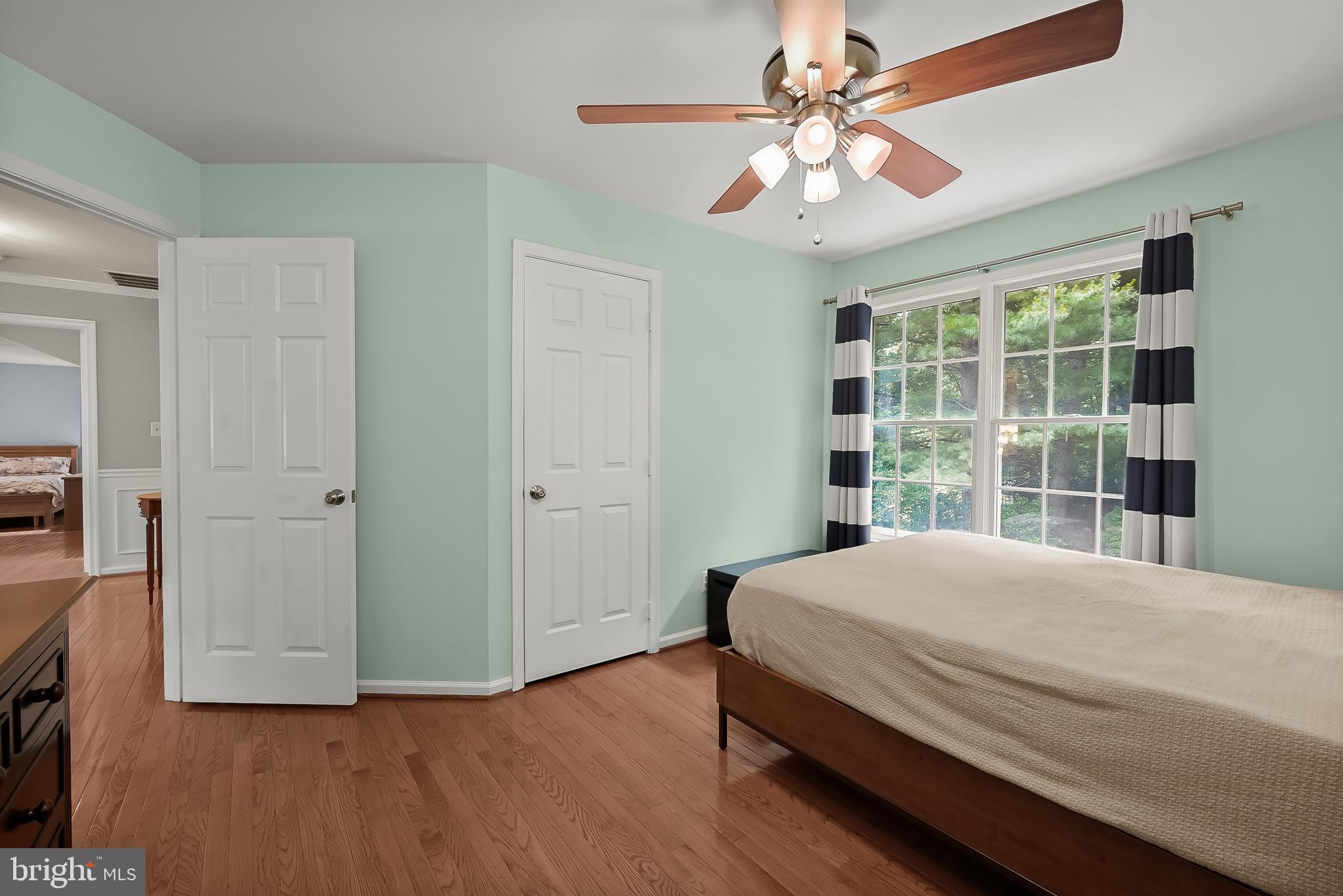 VILLAGE OF RIVER HILL - Residential